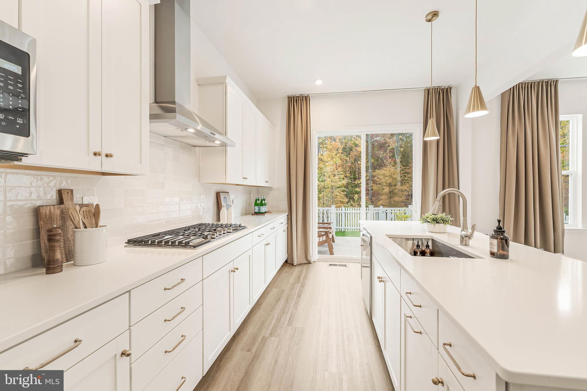 POTOMAC SHORES - Residential