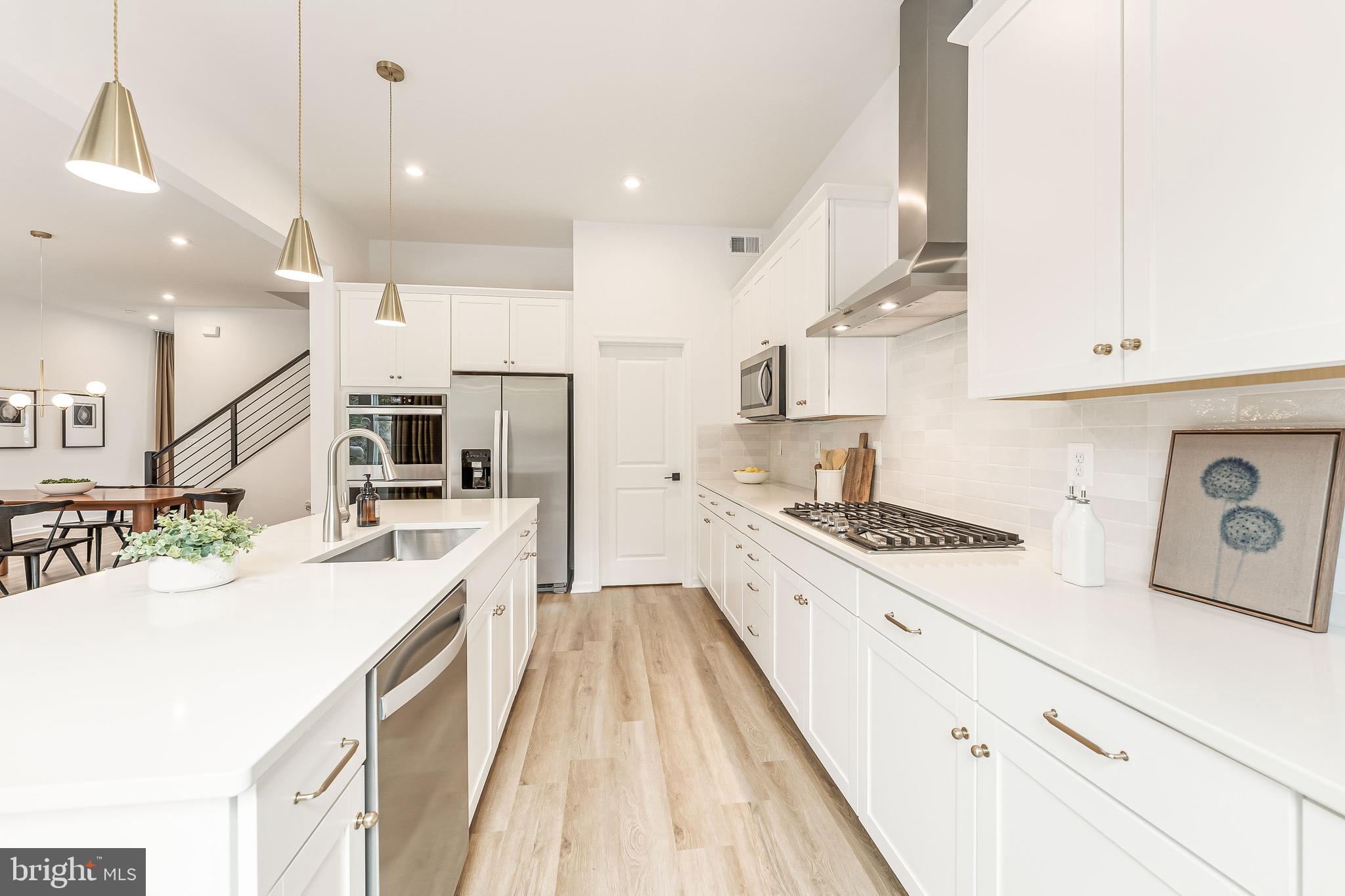 POTOMAC SHORES - Residential