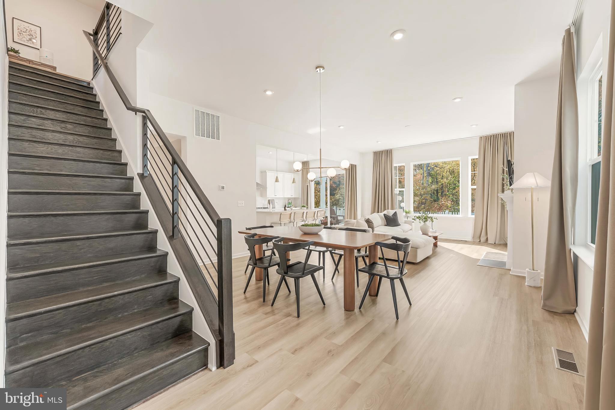 POTOMAC SHORES - Residential