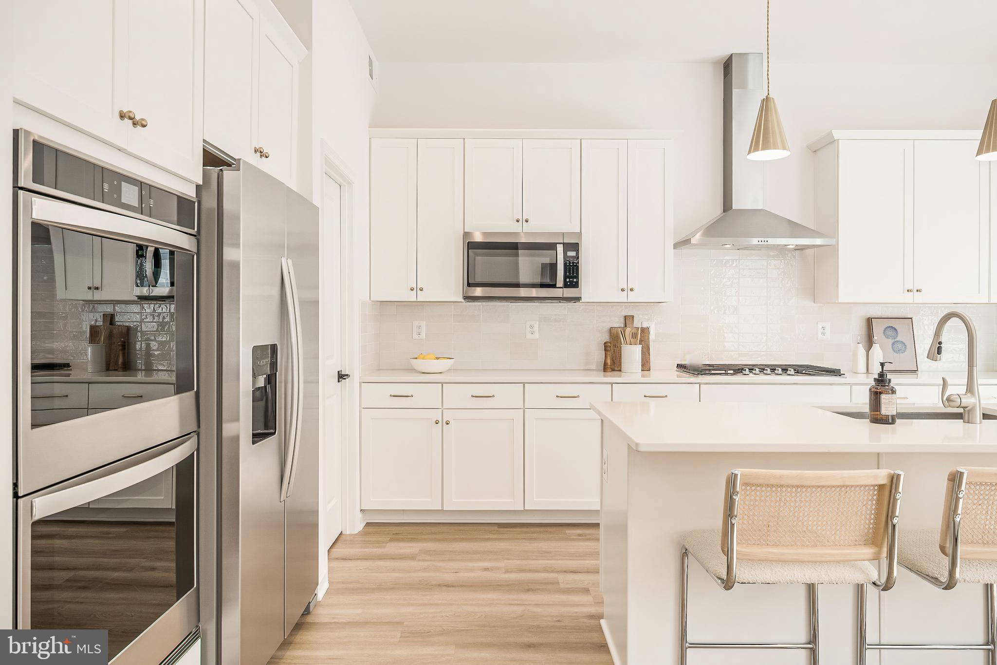 POTOMAC SHORES - Residential