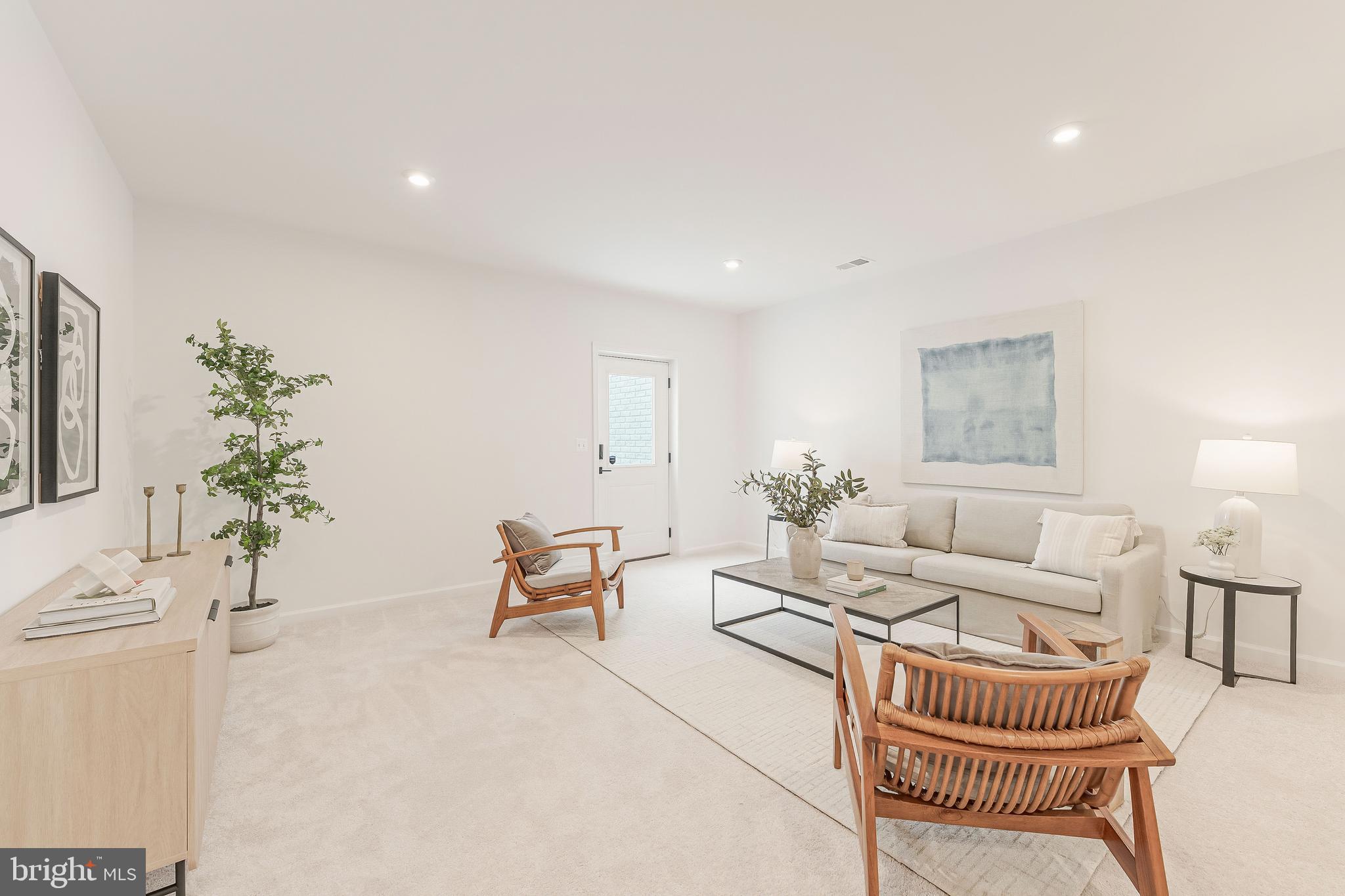 POTOMAC SHORES - Residential