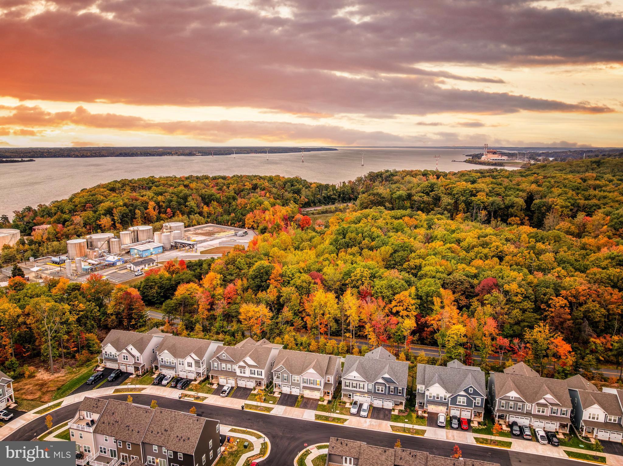 POTOMAC SHORES - Residential