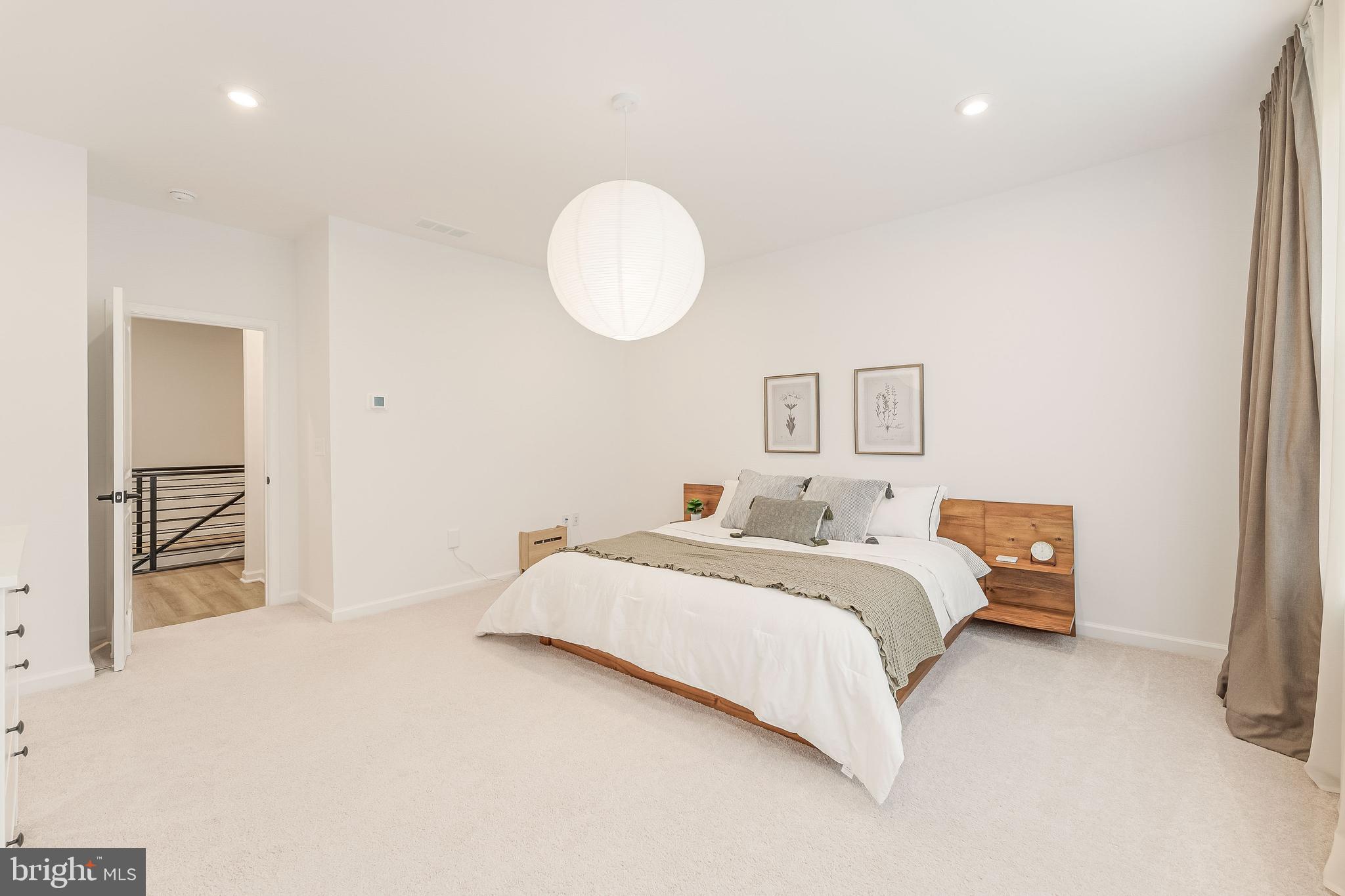 POTOMAC SHORES - Residential