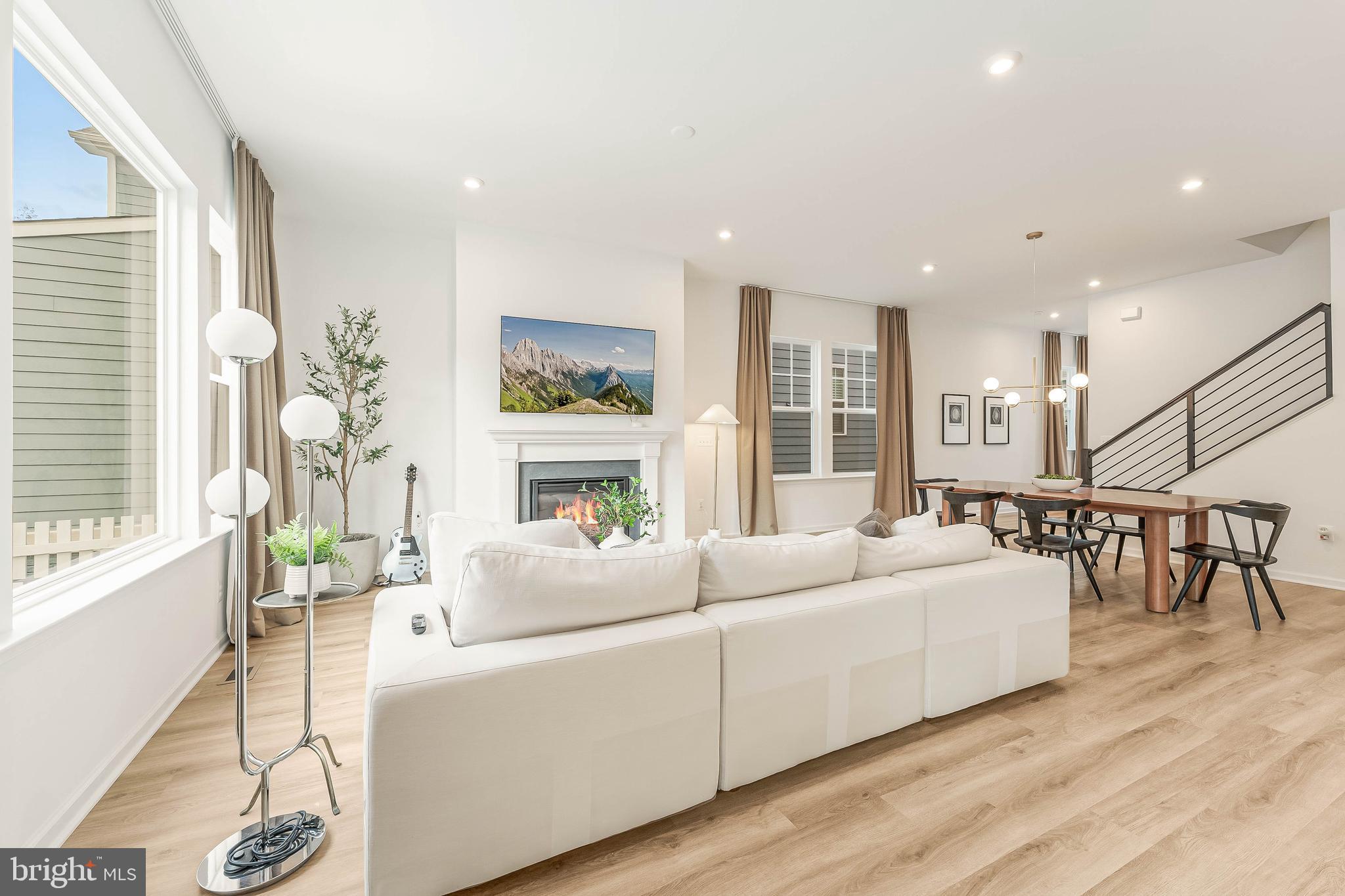 POTOMAC SHORES - Residential