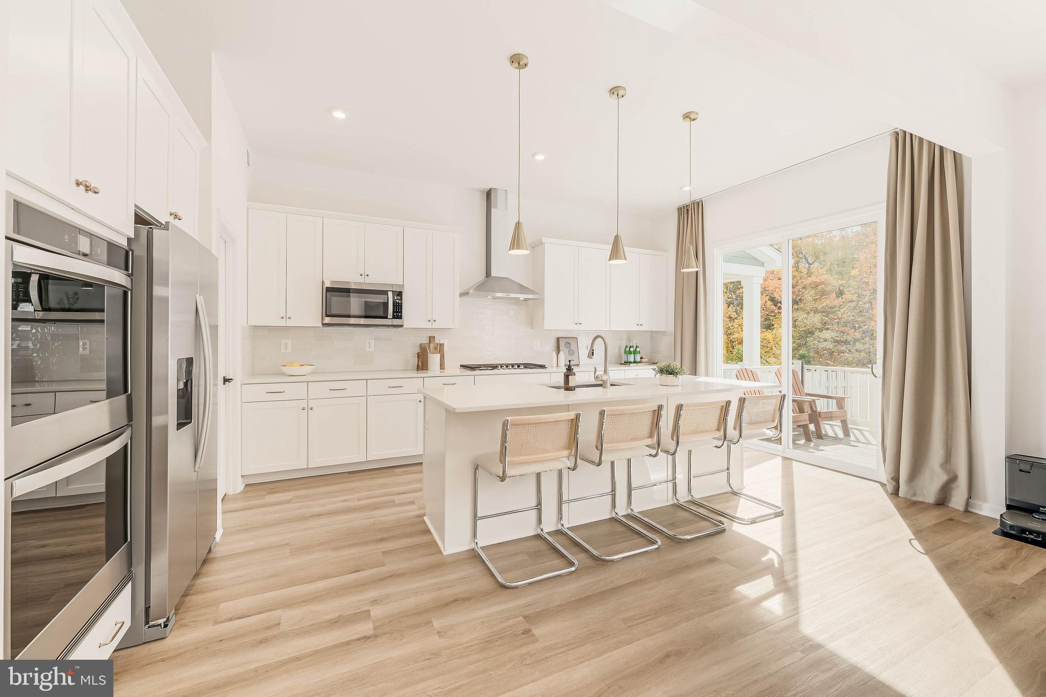 POTOMAC SHORES - Residential