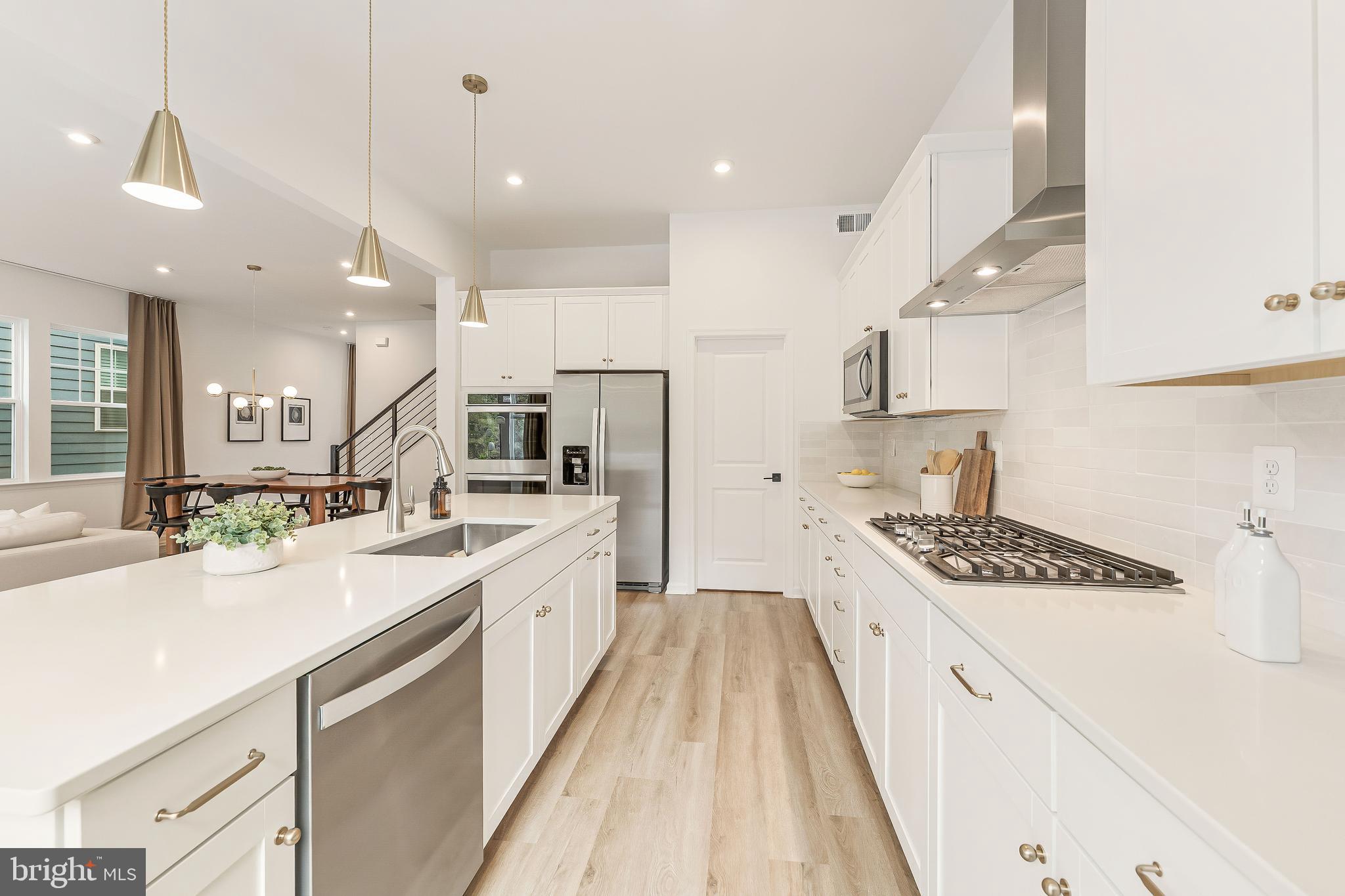 POTOMAC SHORES - Residential