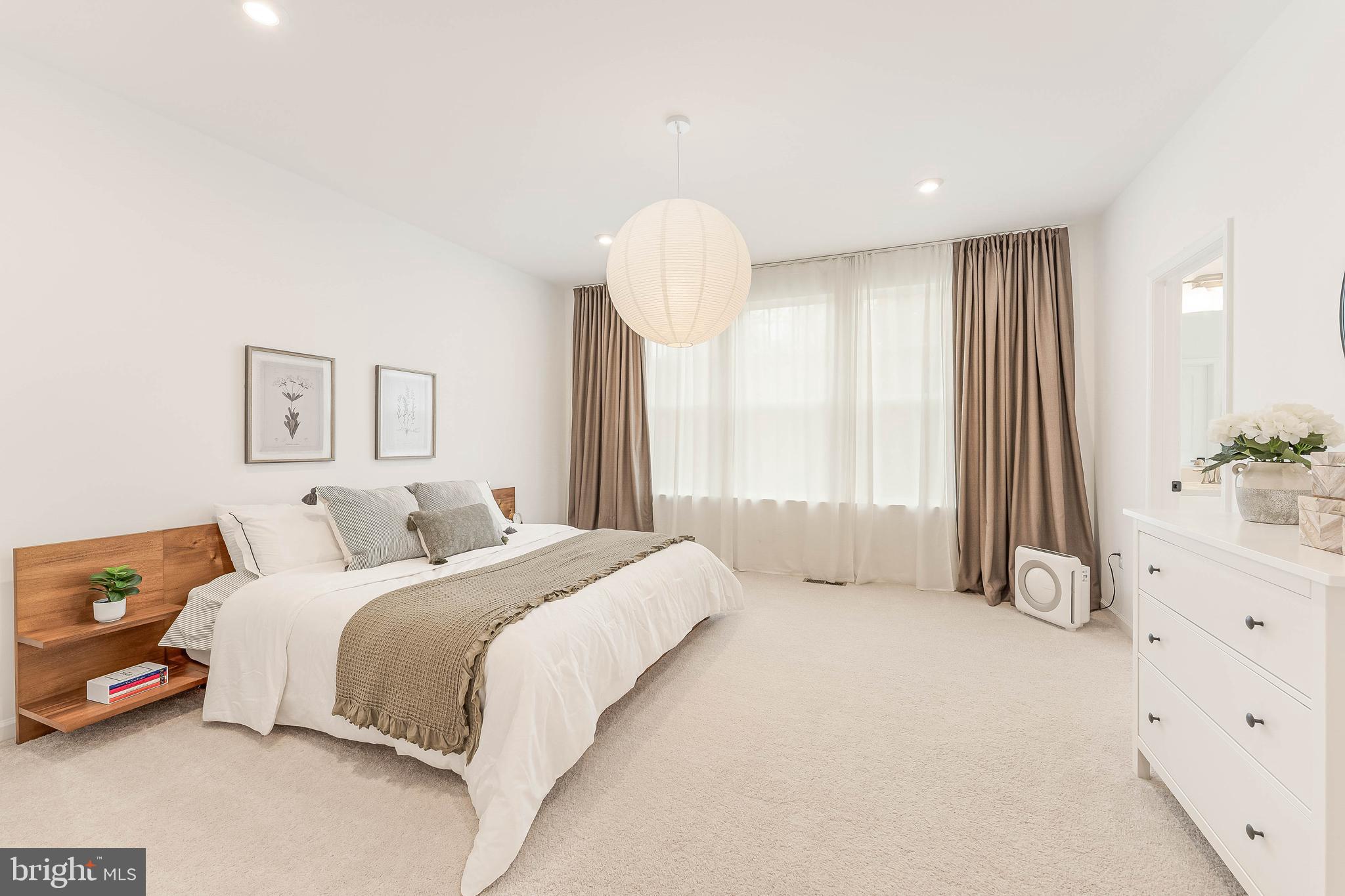 POTOMAC SHORES - Residential