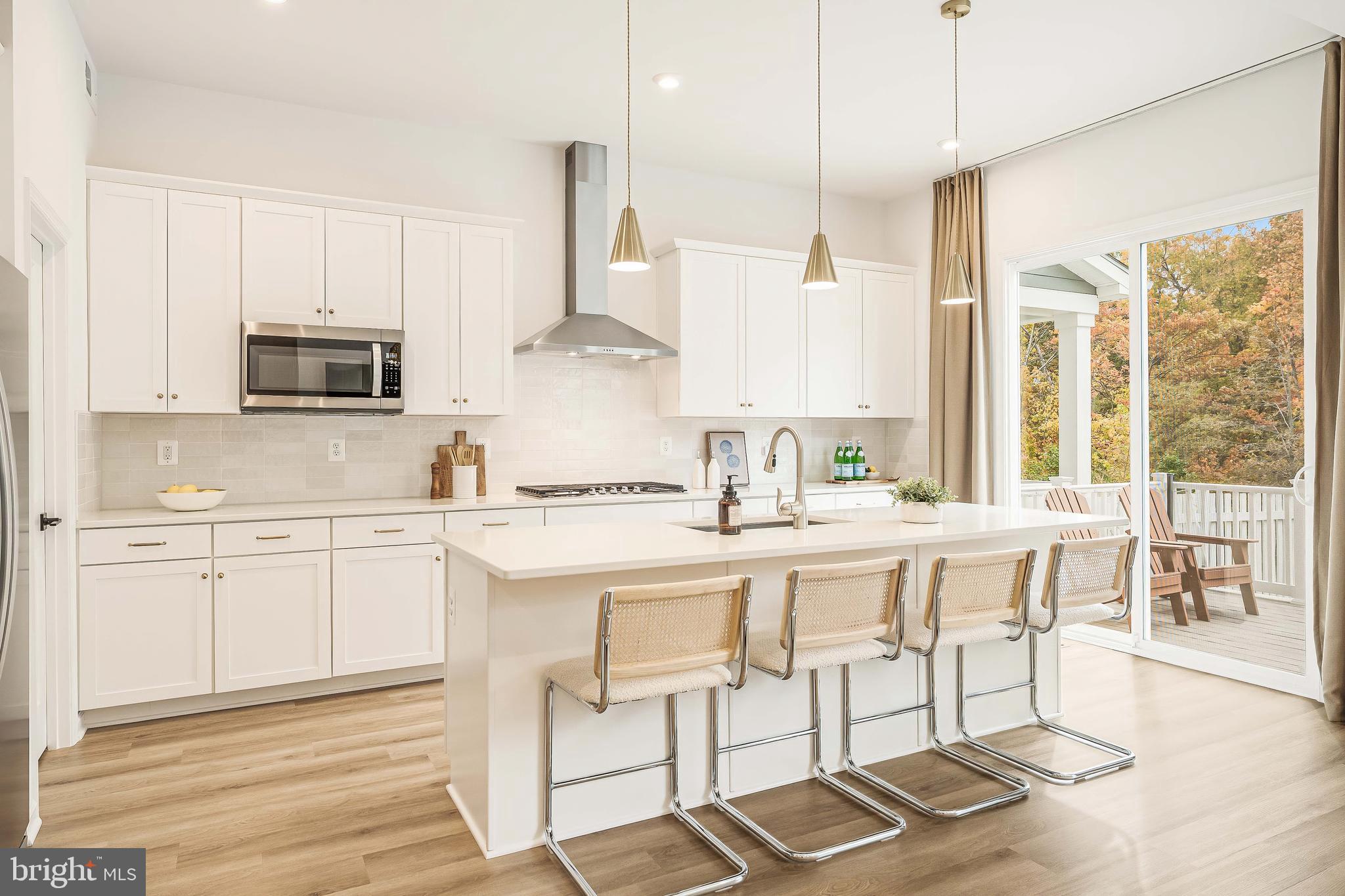 POTOMAC SHORES - Residential