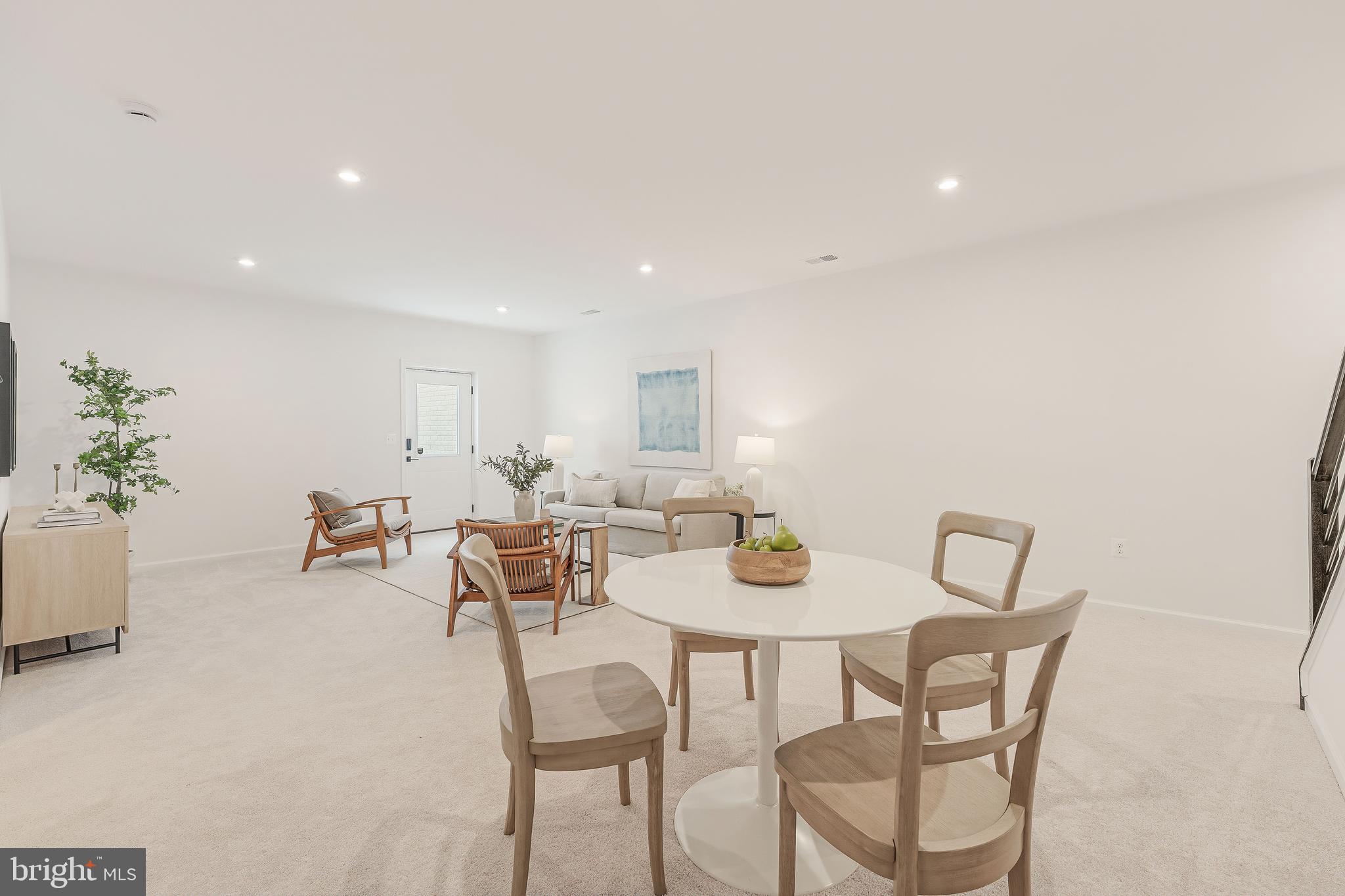 POTOMAC SHORES - Residential