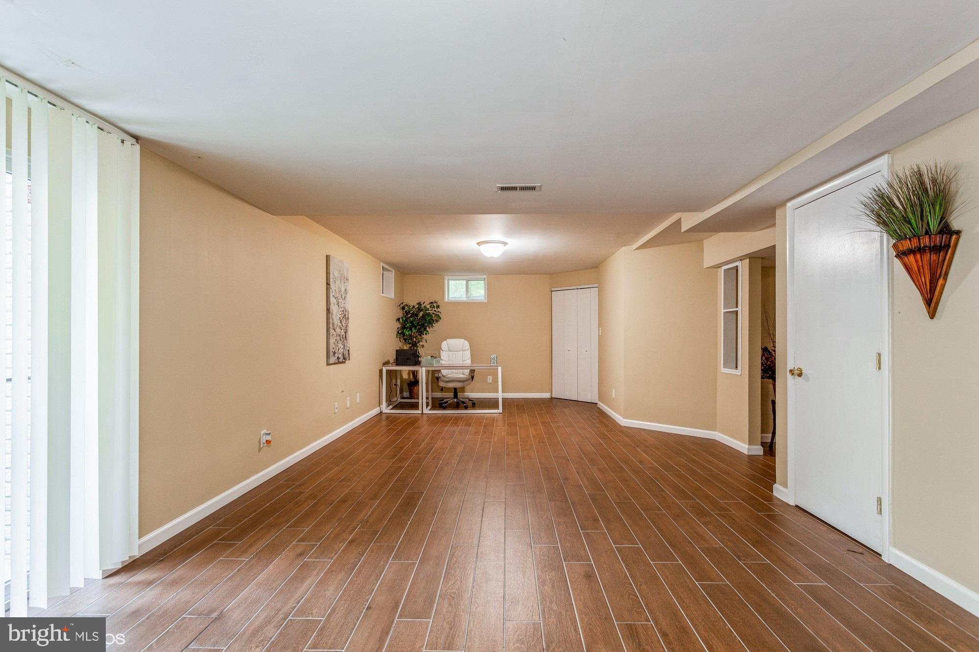 WHITEHURST - Residential