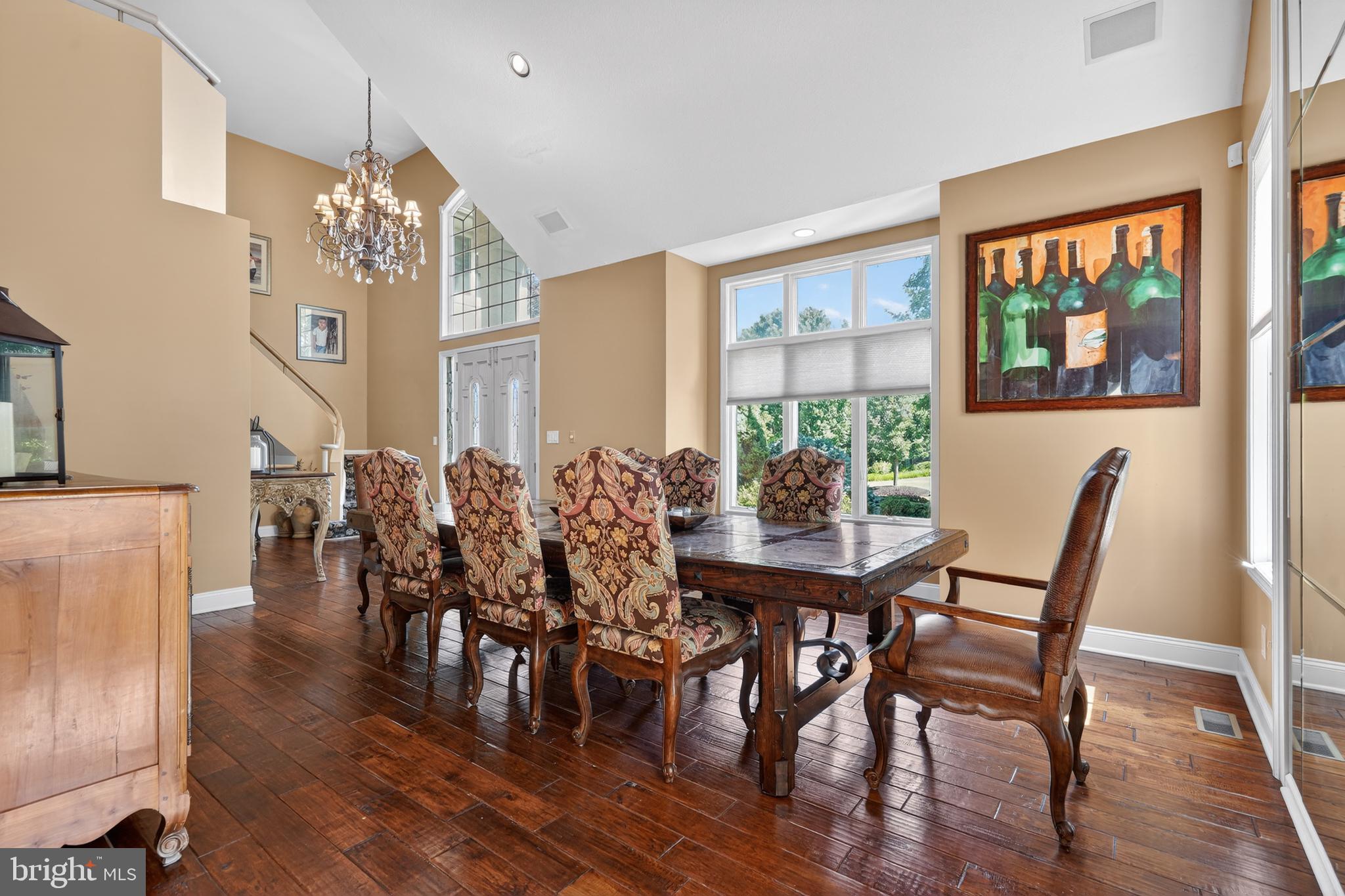 7 CAMEO COURT