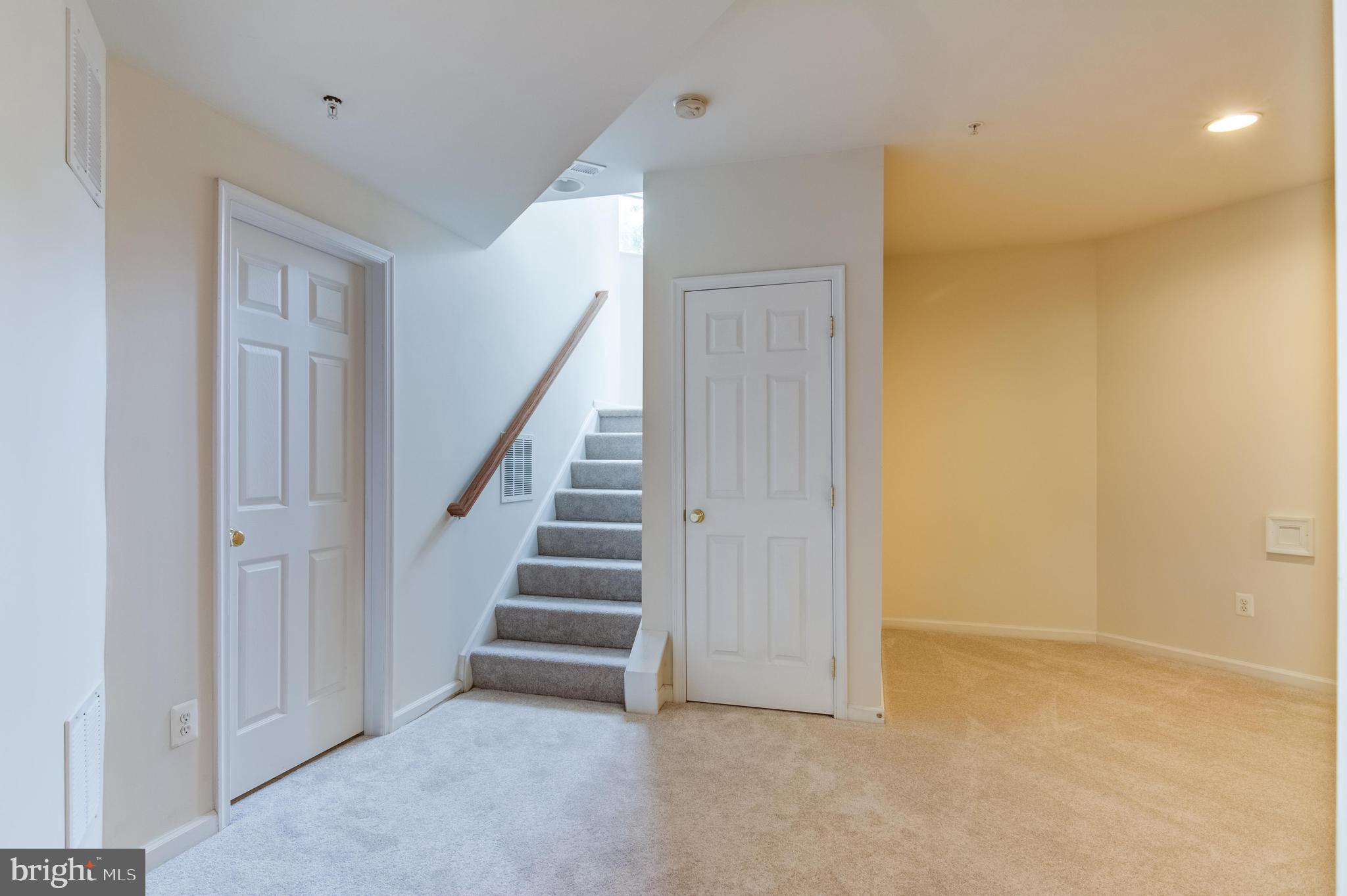 MEADOWS AT MORRIS FARM - Residential