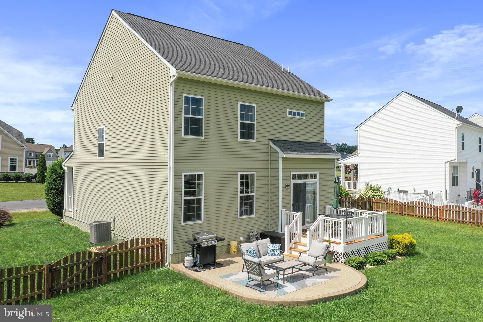 SPRINGDALE FARM - Residential