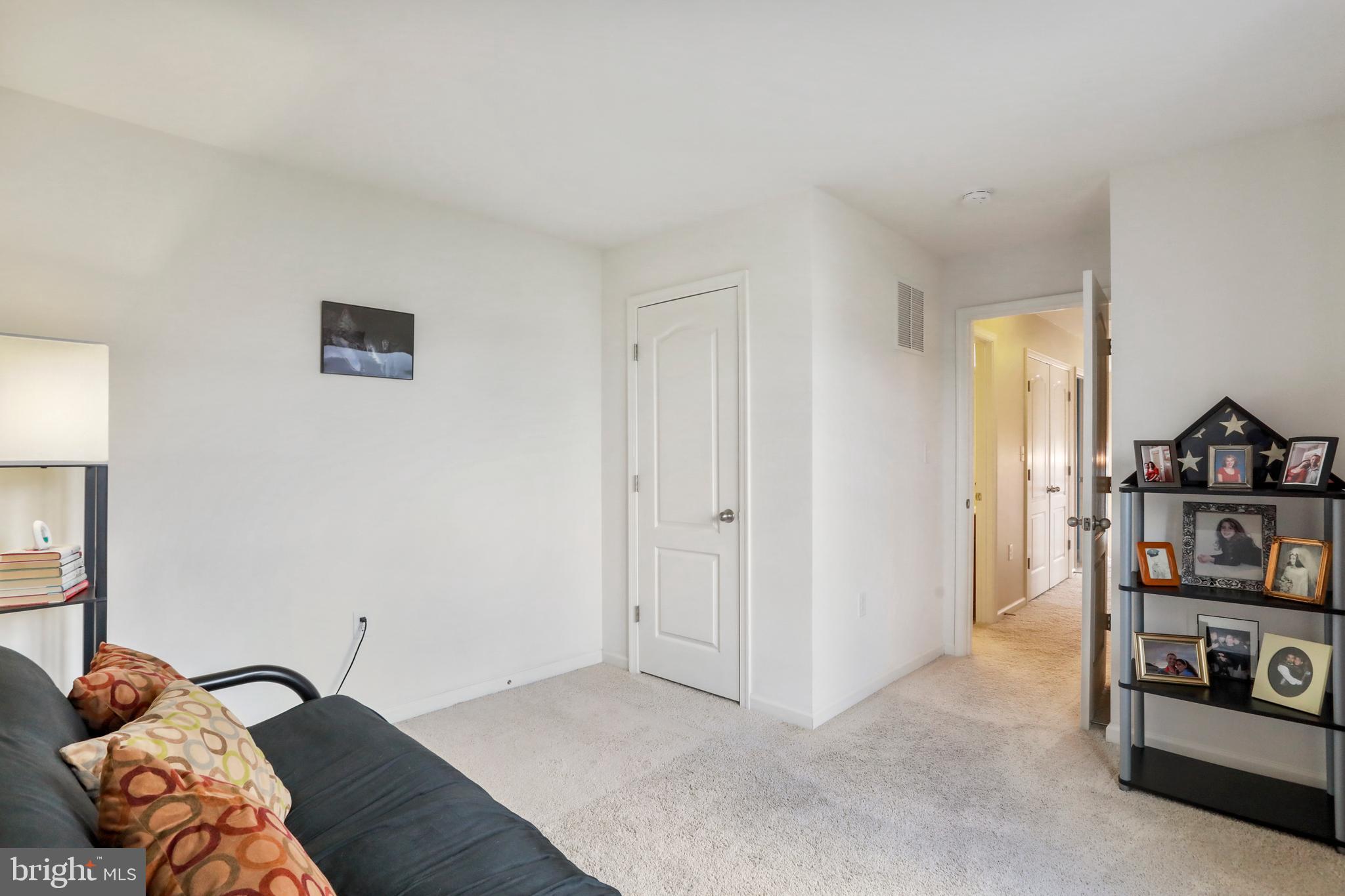 SPRINGDALE FARM - Residential