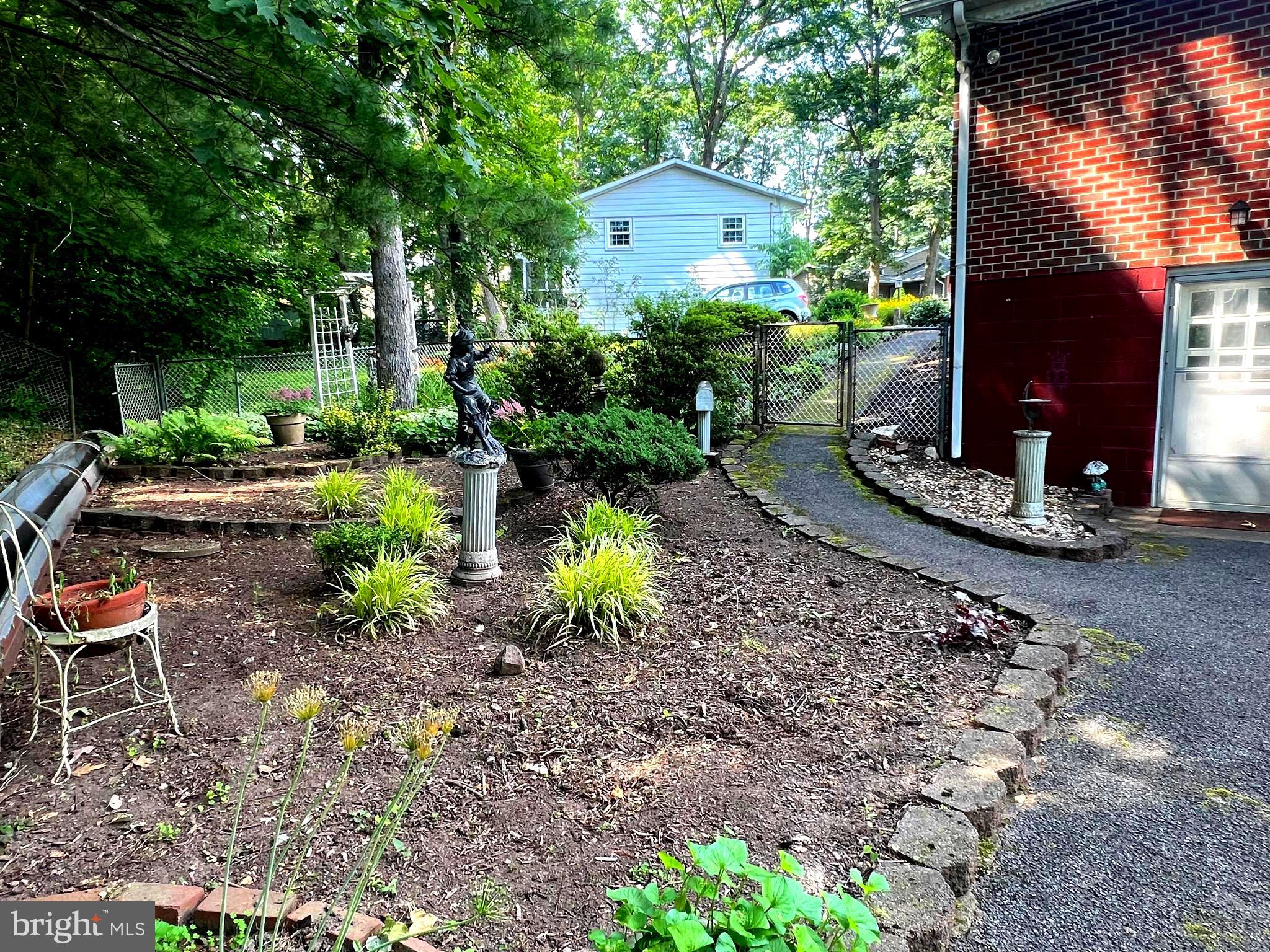 BEL AIR - Residential