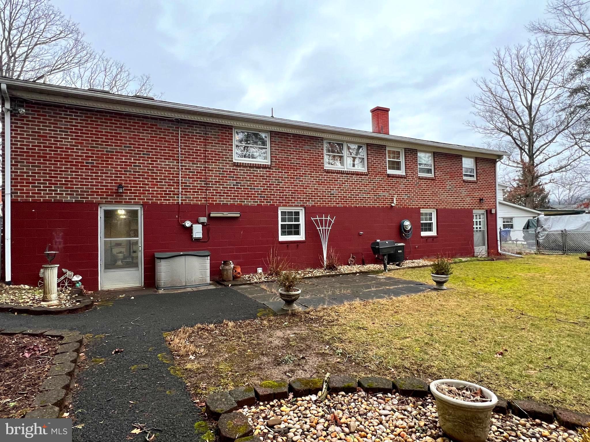 BEL AIR - Residential