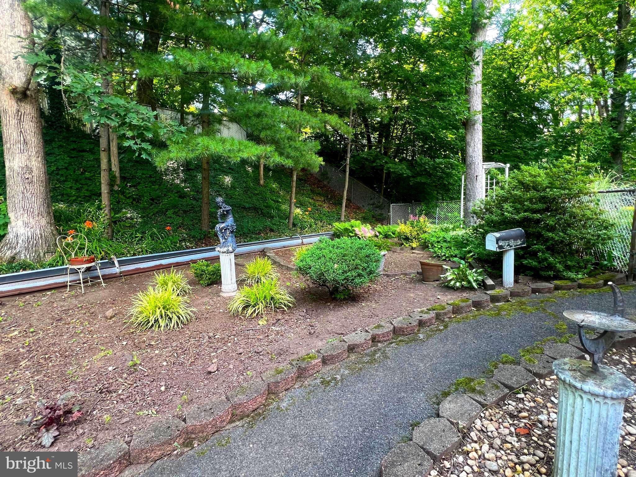 BEL AIR - Residential