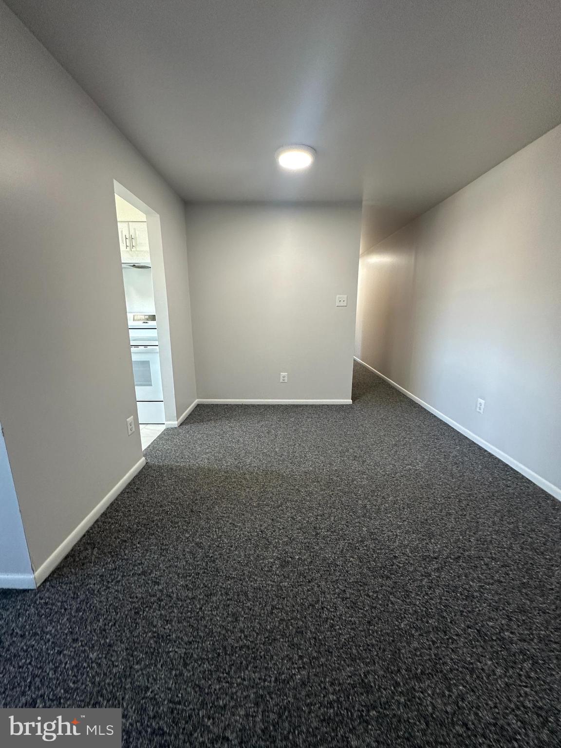 PINEWOOD SOUTH - Residential Lease