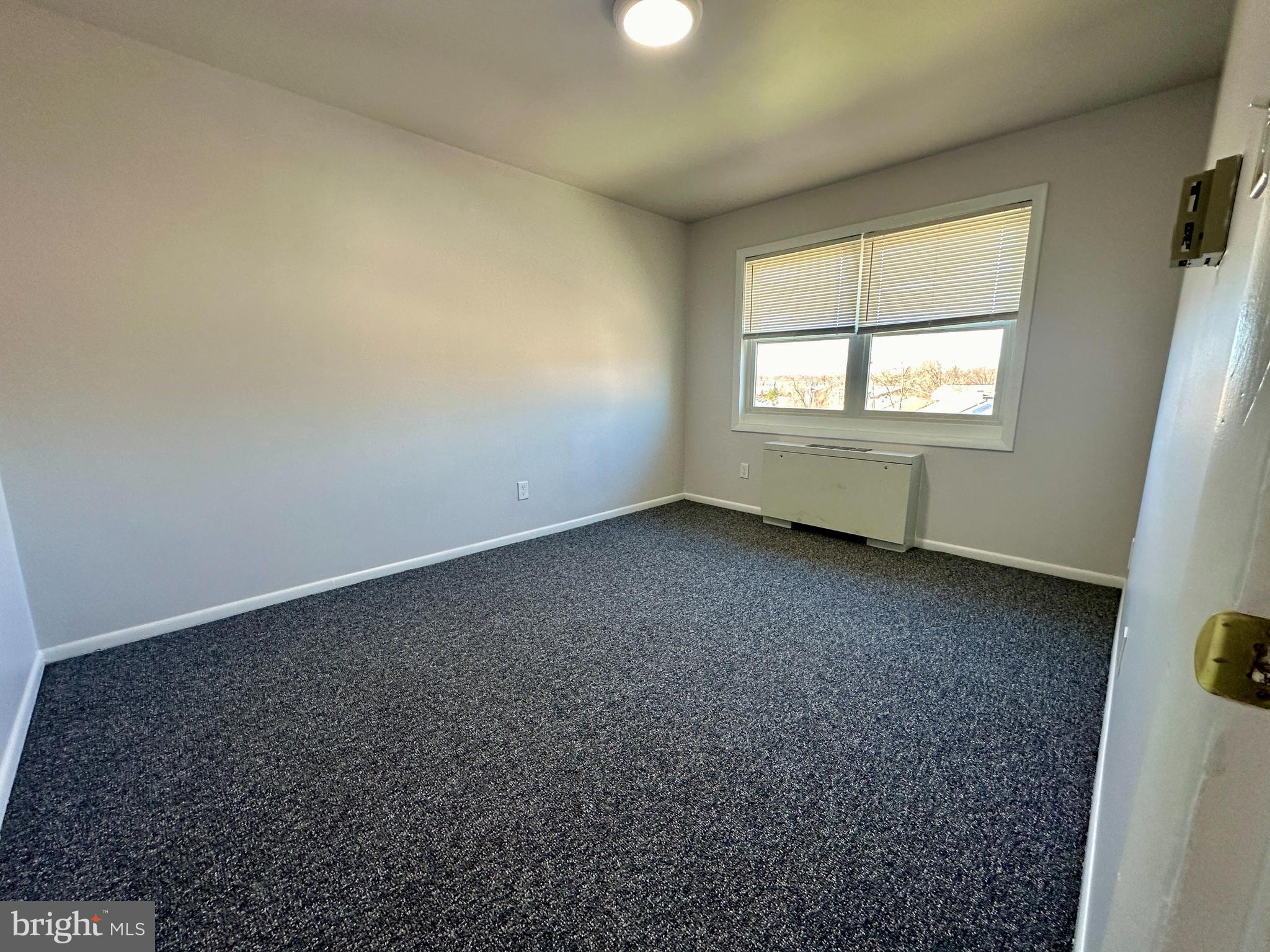 PINEWOOD SOUTH - Residential Lease