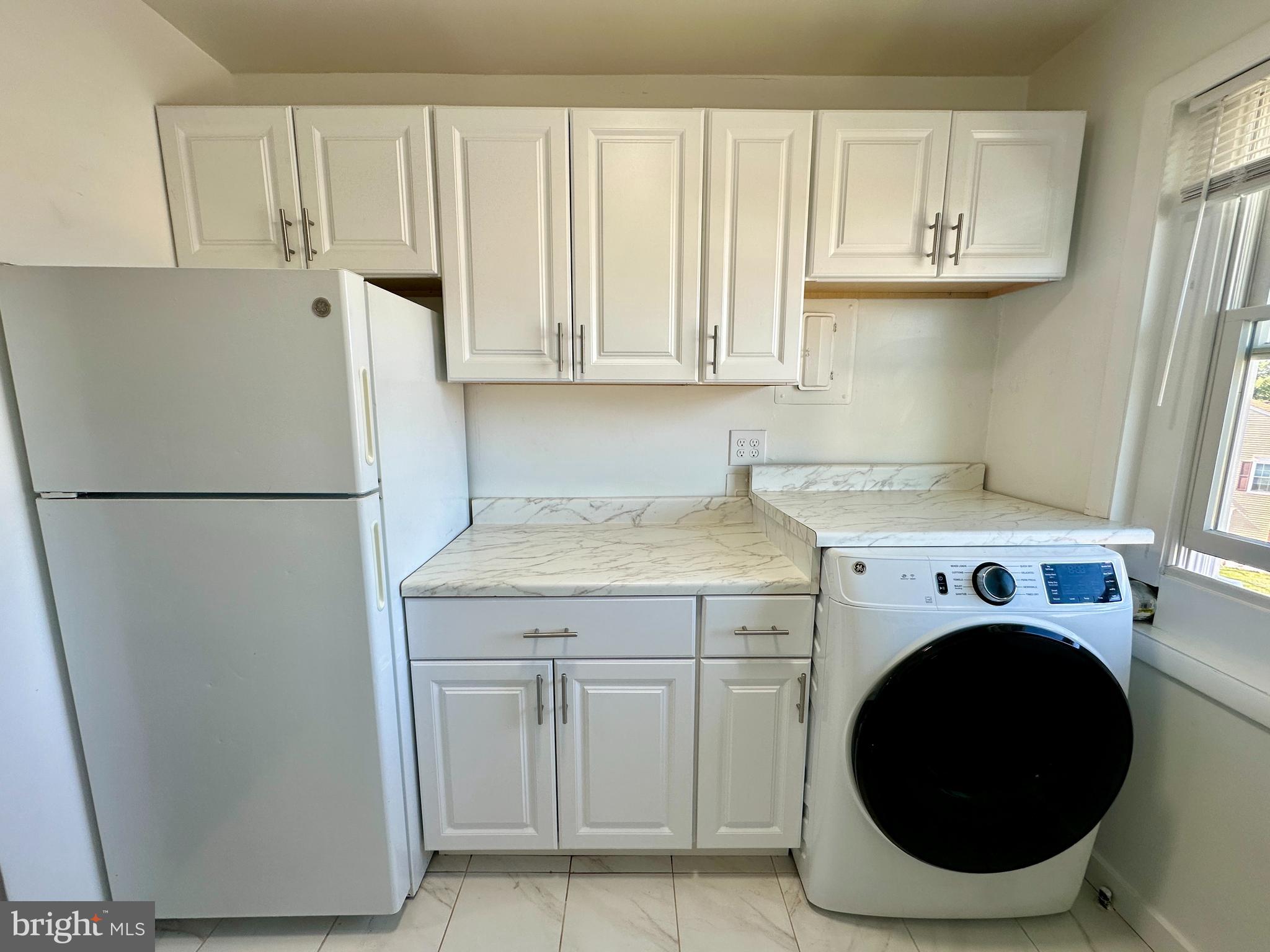 PINEWOOD SOUTH - Residential Lease