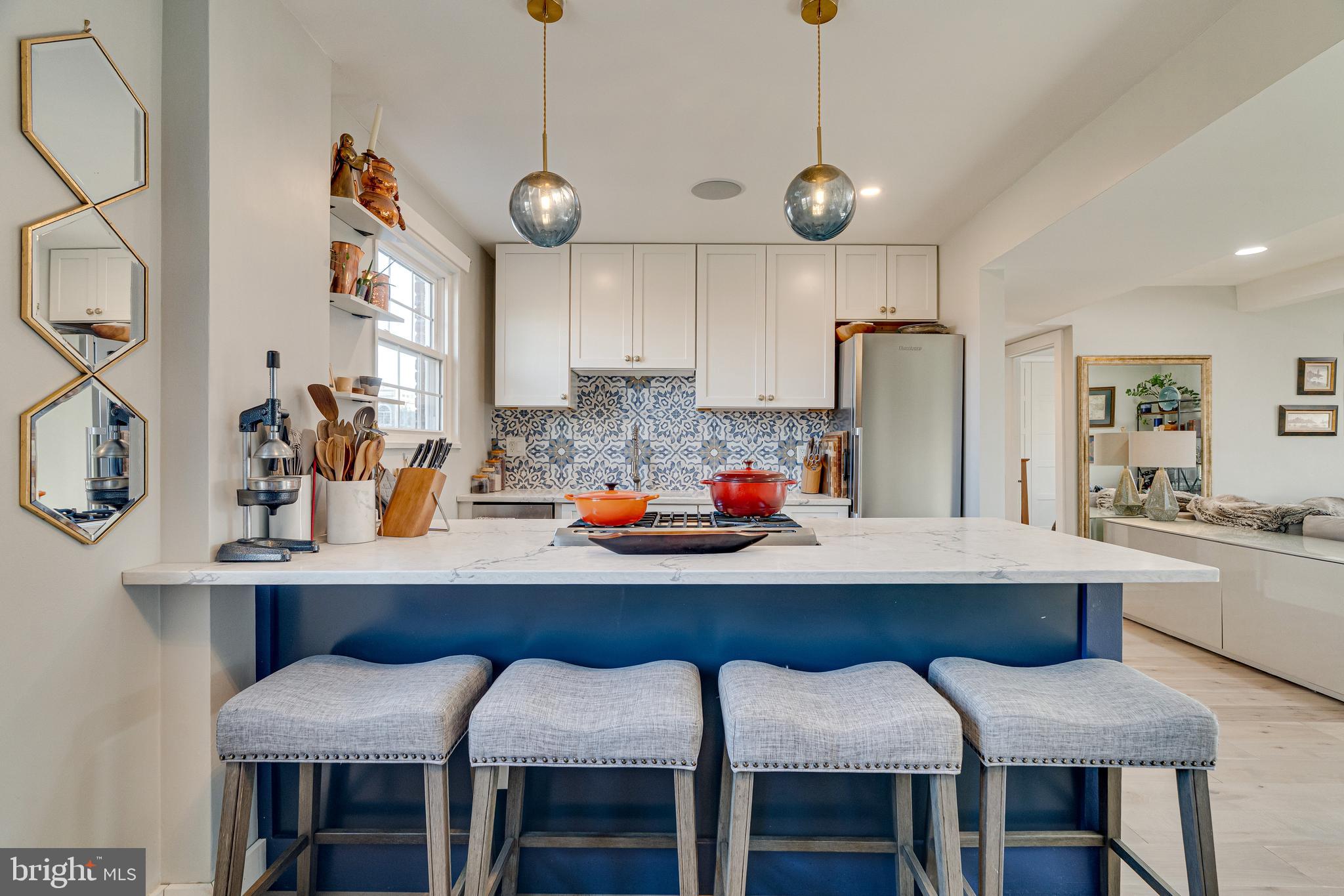 ROSSLYN HEIGHTS - Residential