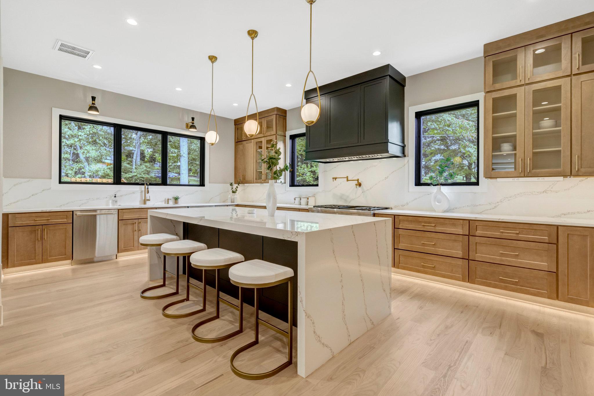 WEST LANGLEY - Residential