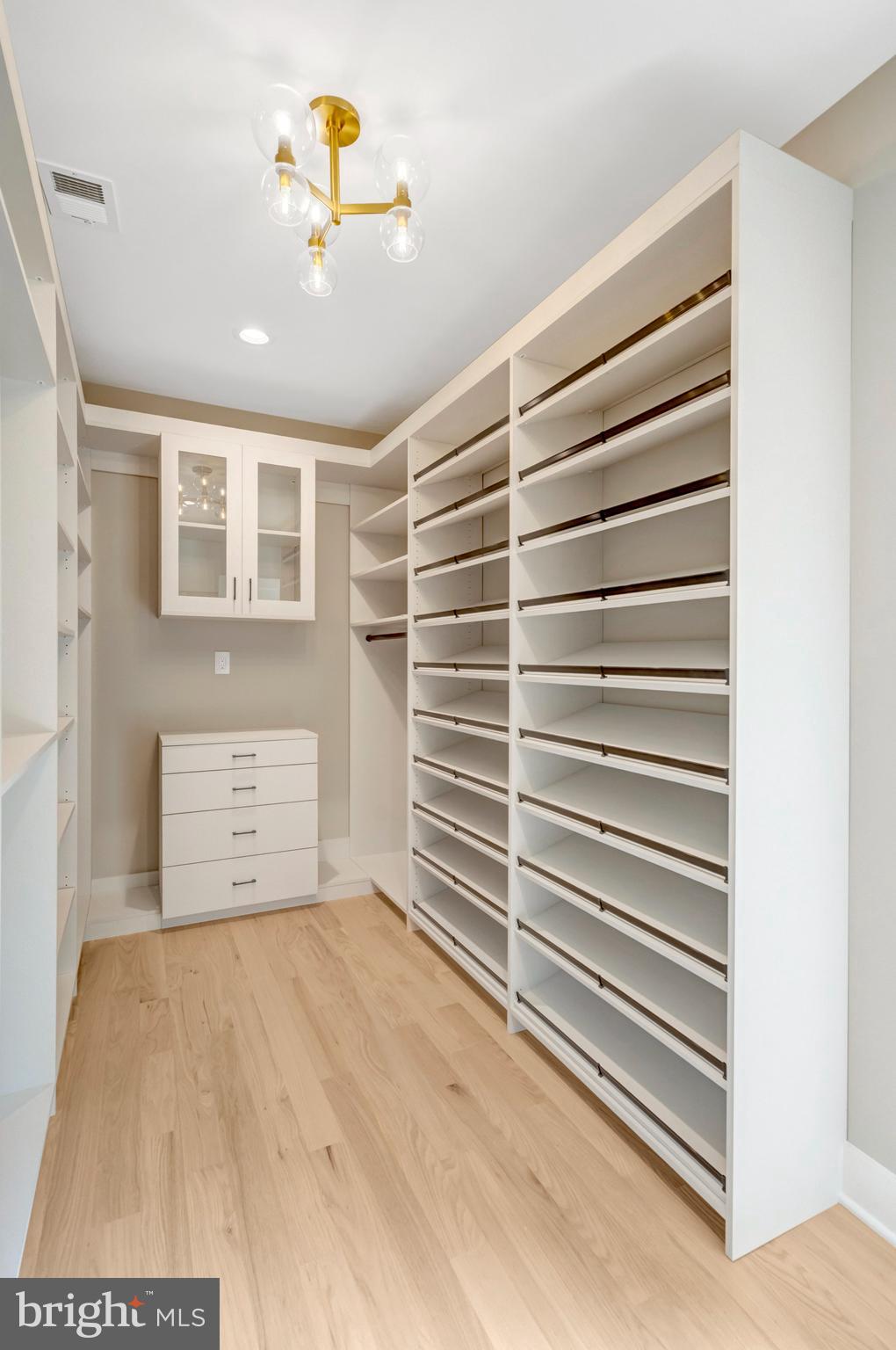 WEST LANGLEY - Residential