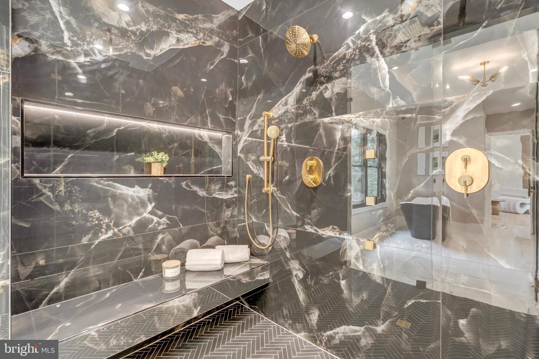 WEST LANGLEY - Residential