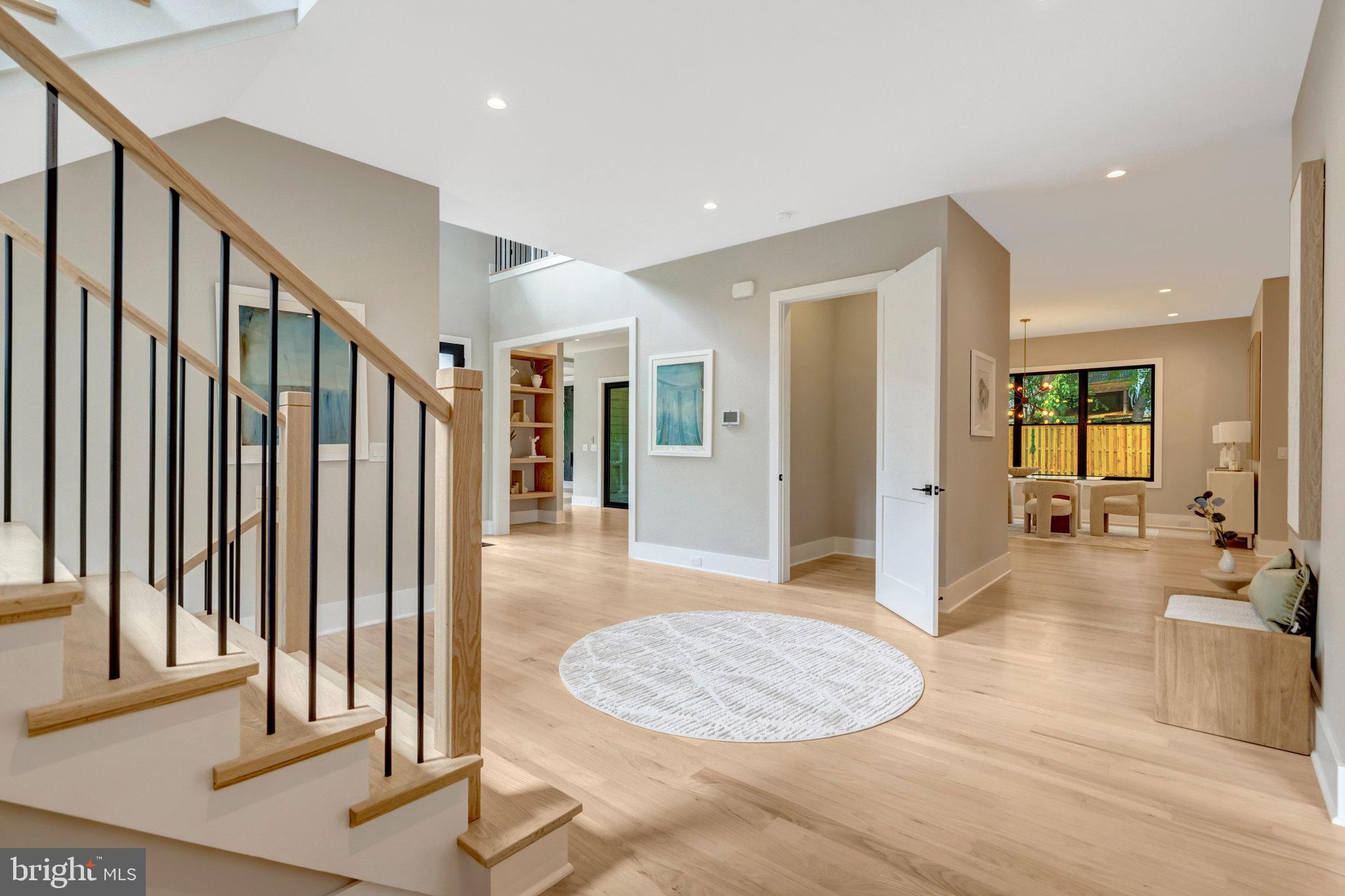 WEST LANGLEY - Residential