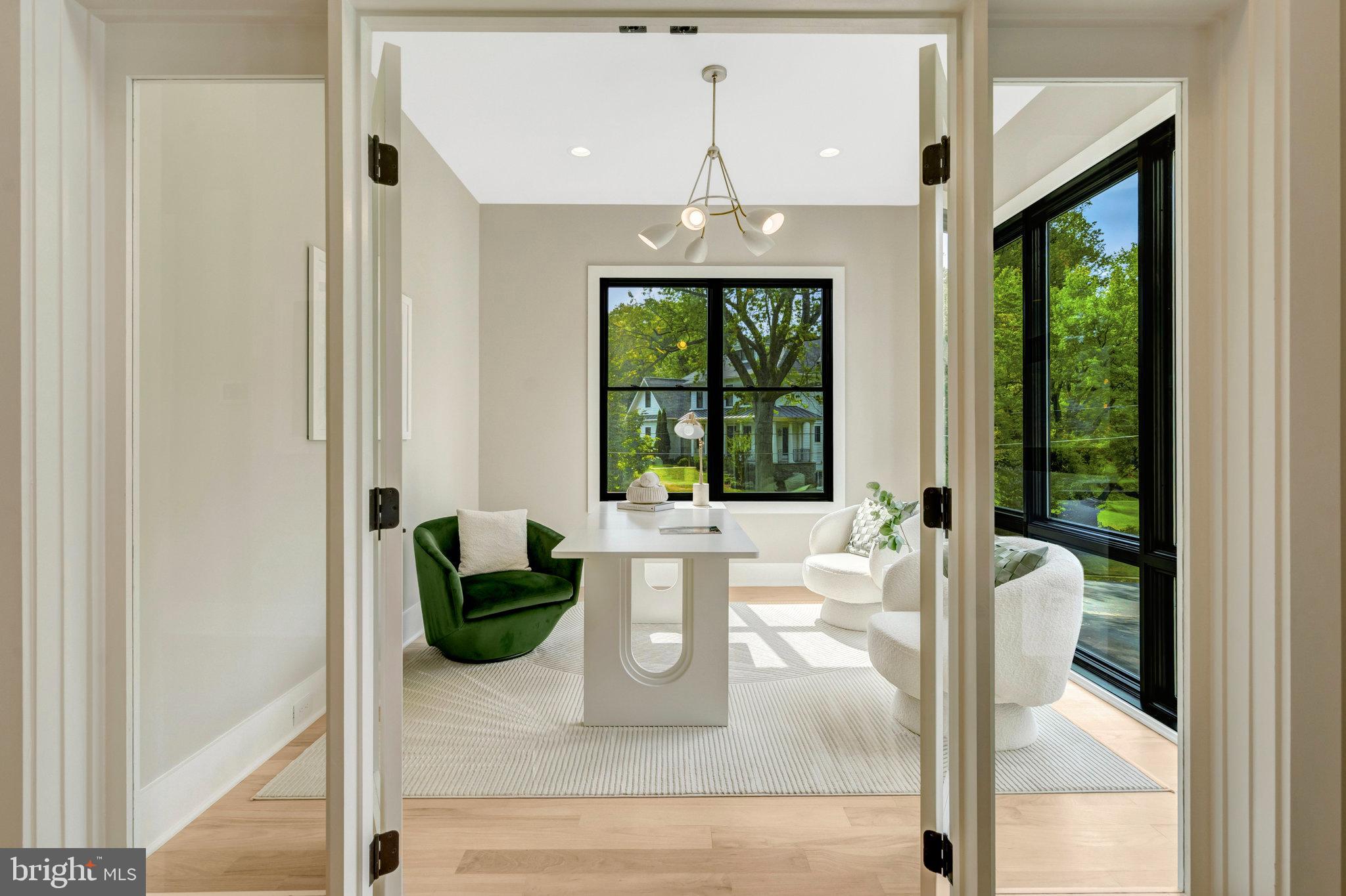 WEST LANGLEY - Residential