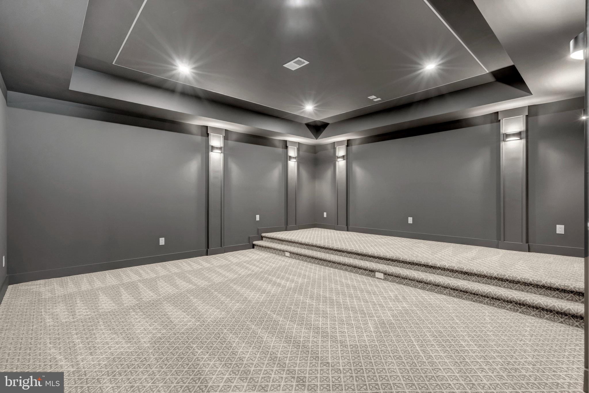 WEST LANGLEY - Residential