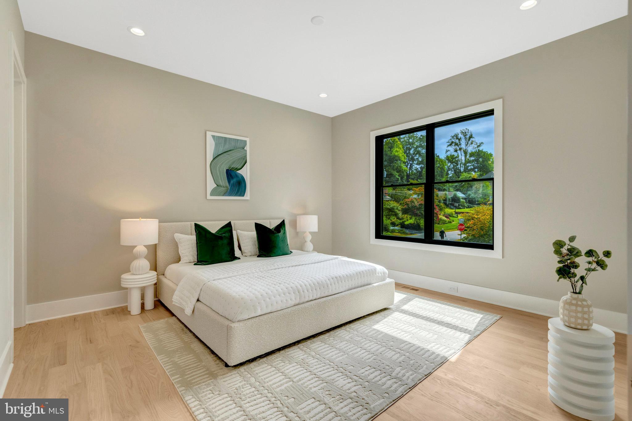 WEST LANGLEY - Residential