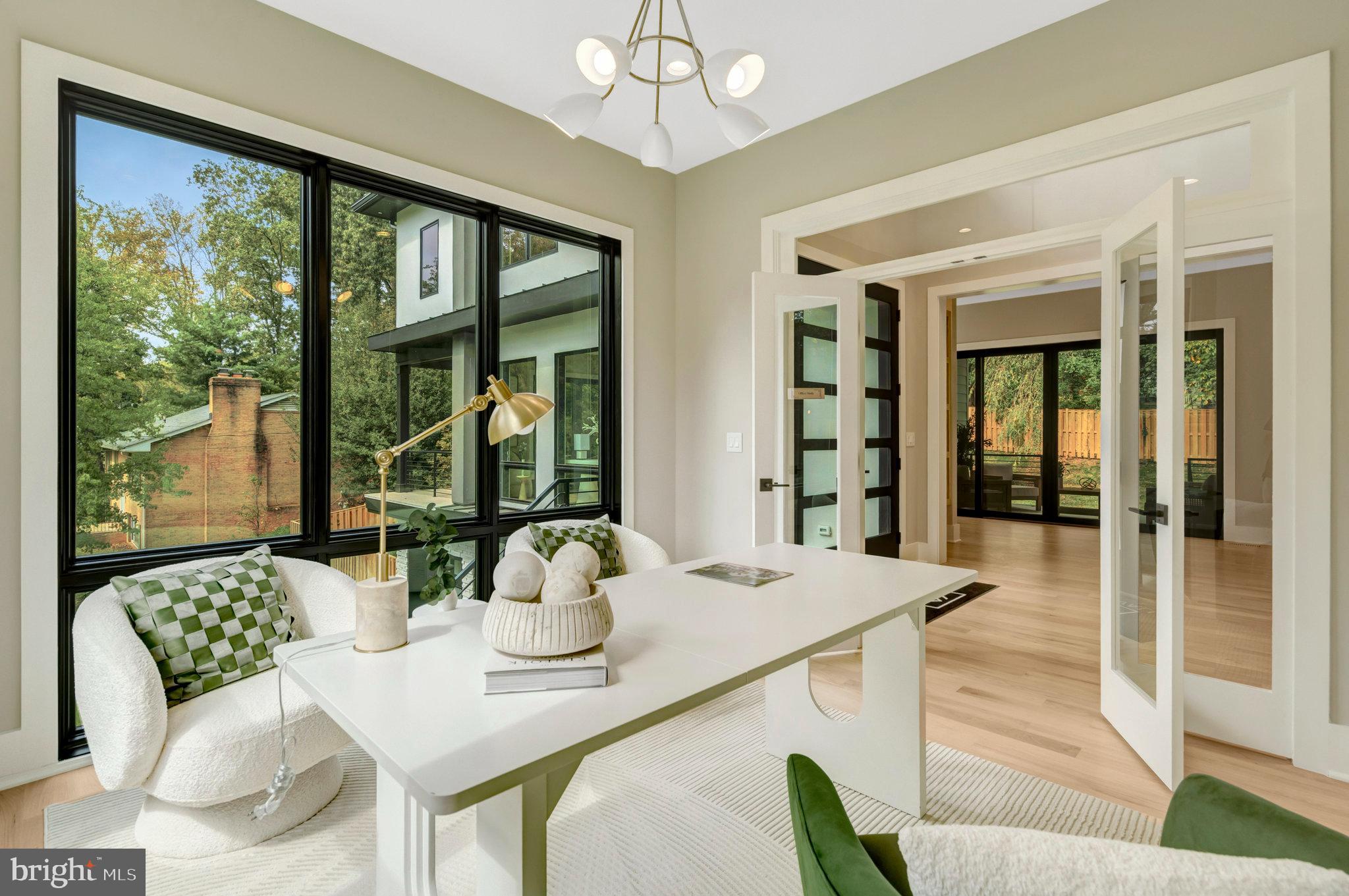 WEST LANGLEY - Residential