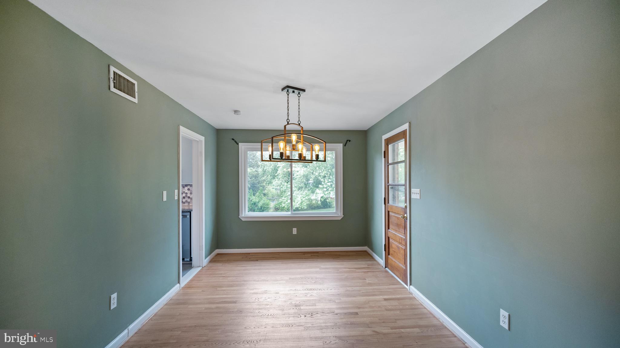 DAMASCUS OUTSIDE - Residential