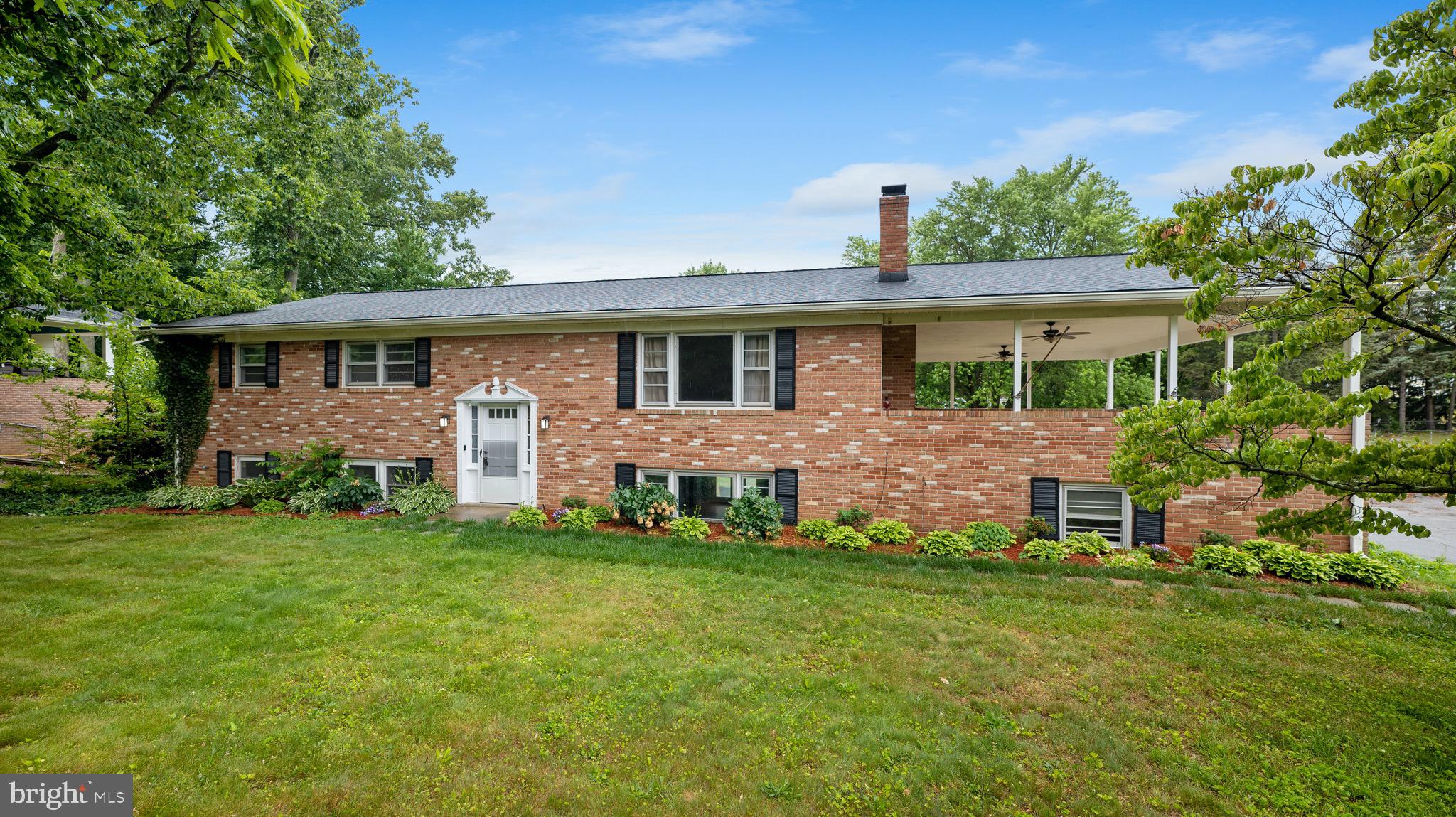 DAMASCUS OUTSIDE - Residential