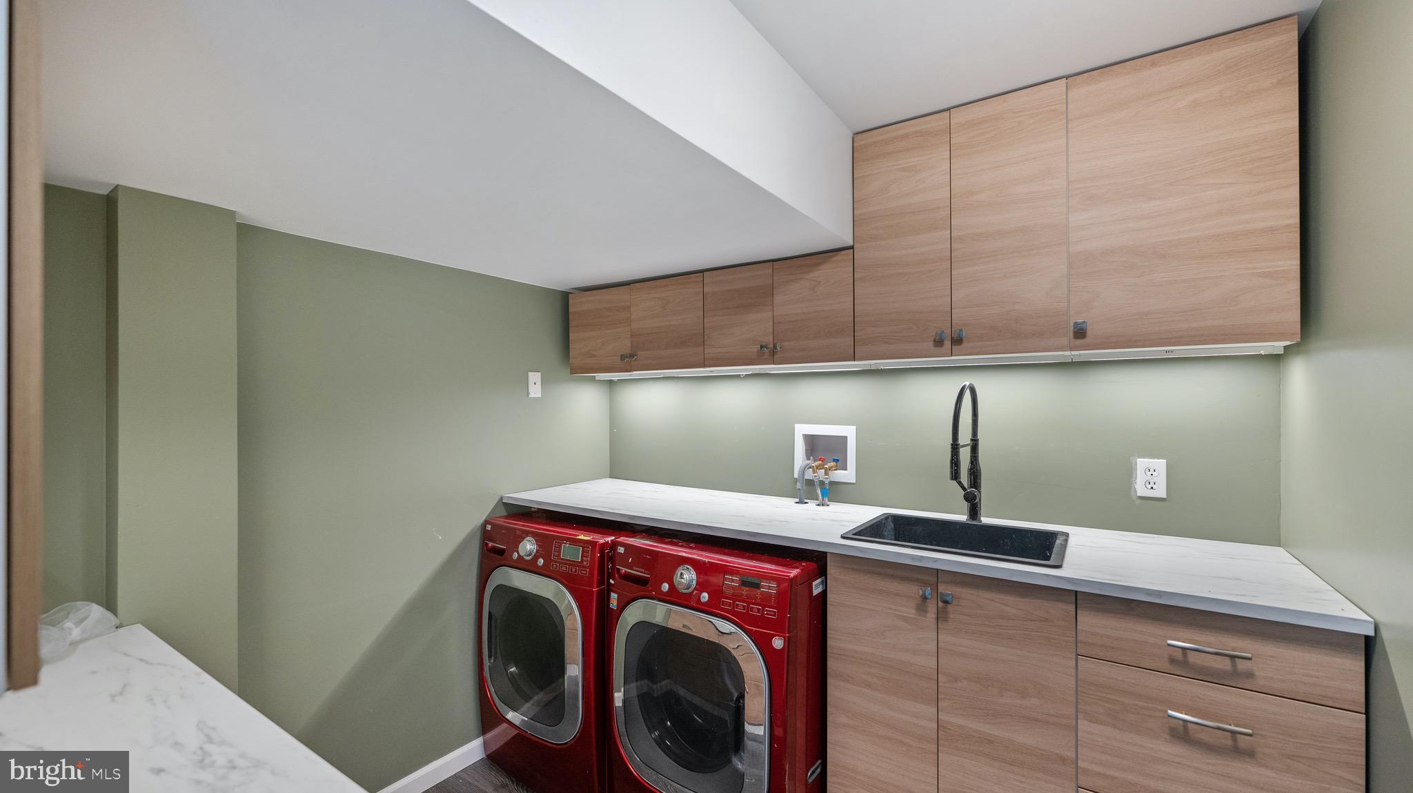 DAMASCUS OUTSIDE - Residential