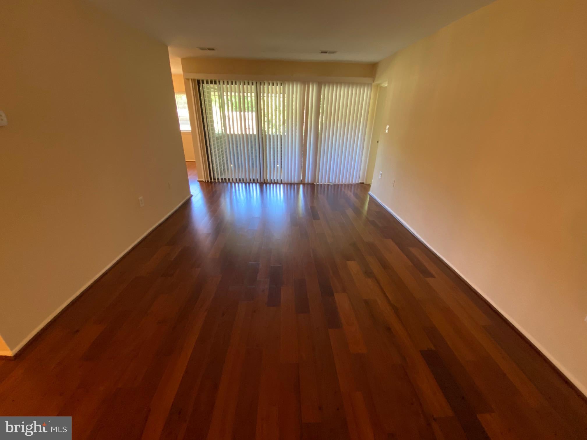 407 CHRISTOPHER AVENUE 34