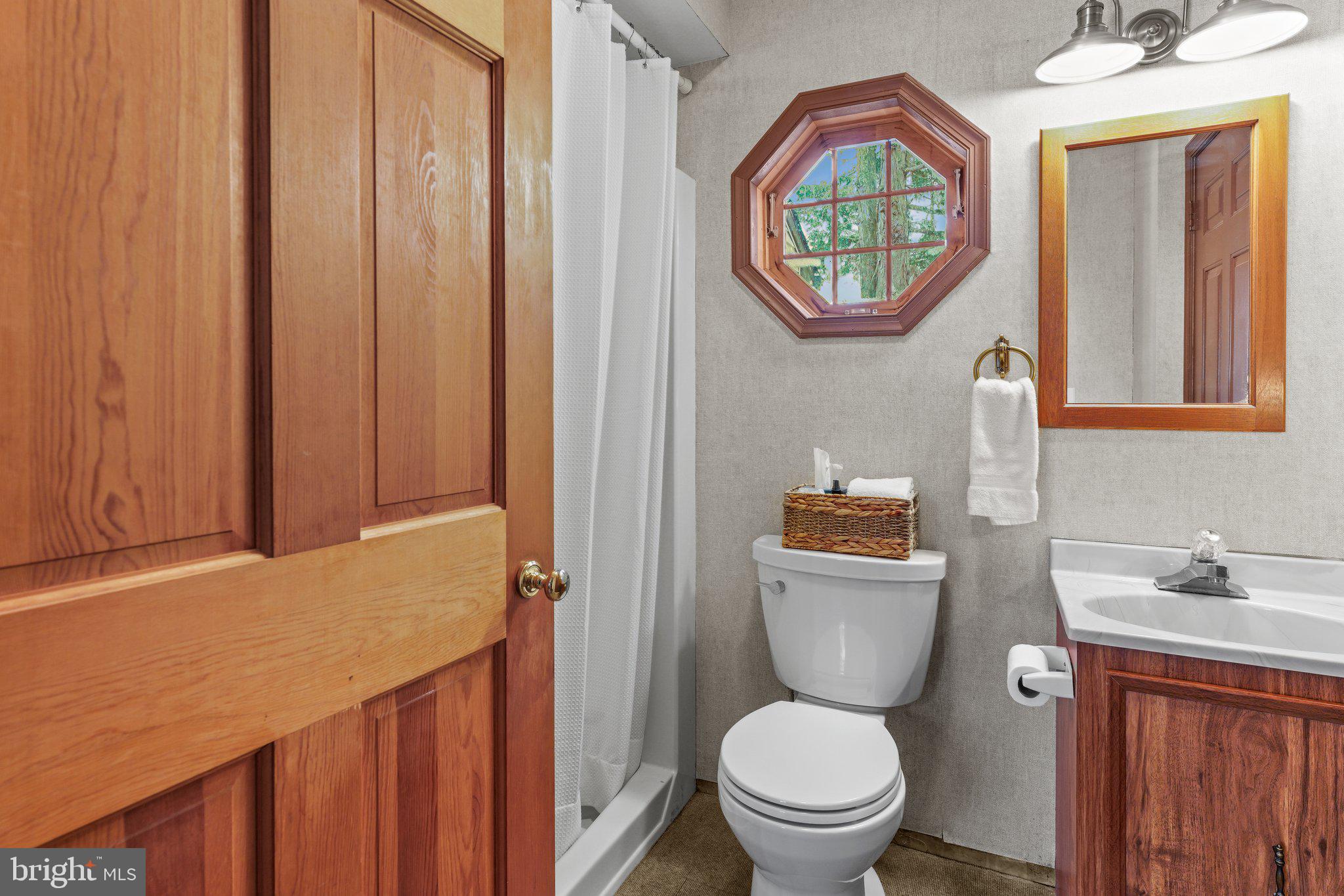 NESHAMINY WOODS - Residential
