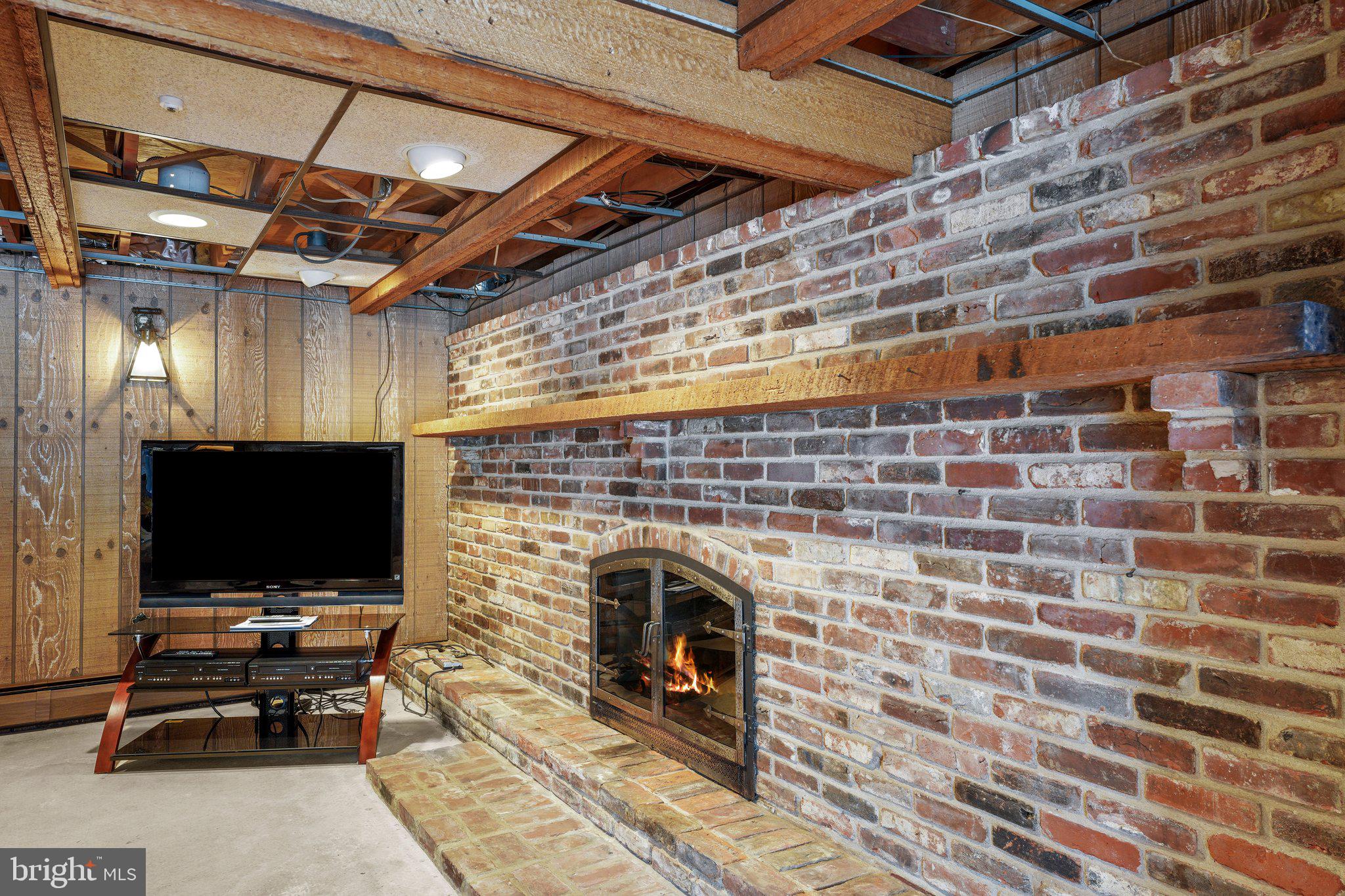NESHAMINY WOODS - Residential