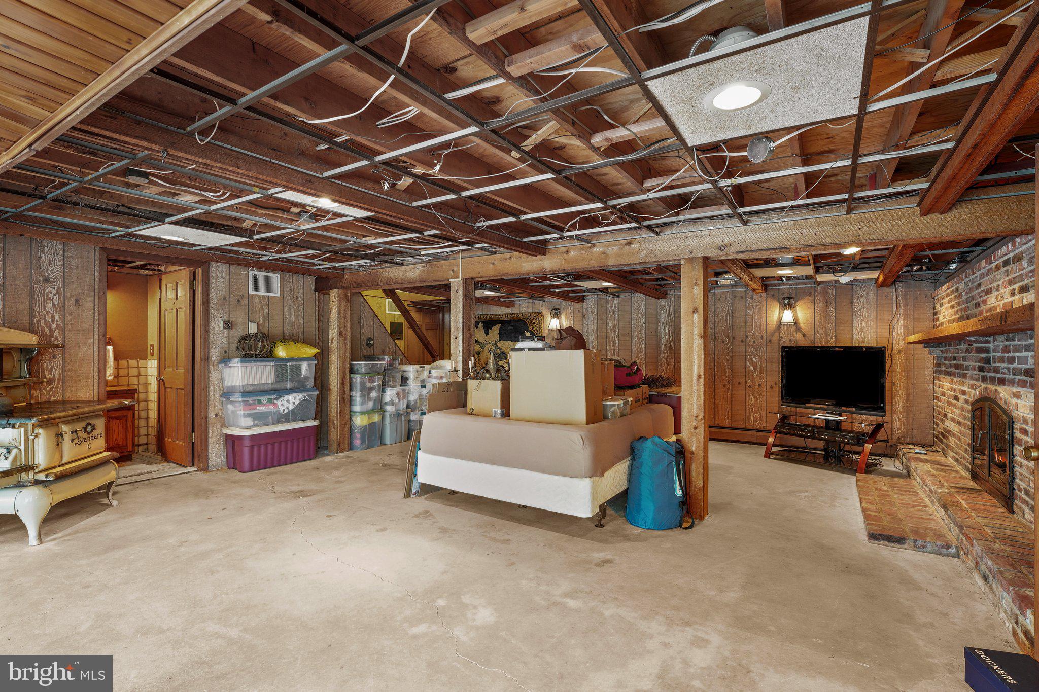 NESHAMINY WOODS - Residential