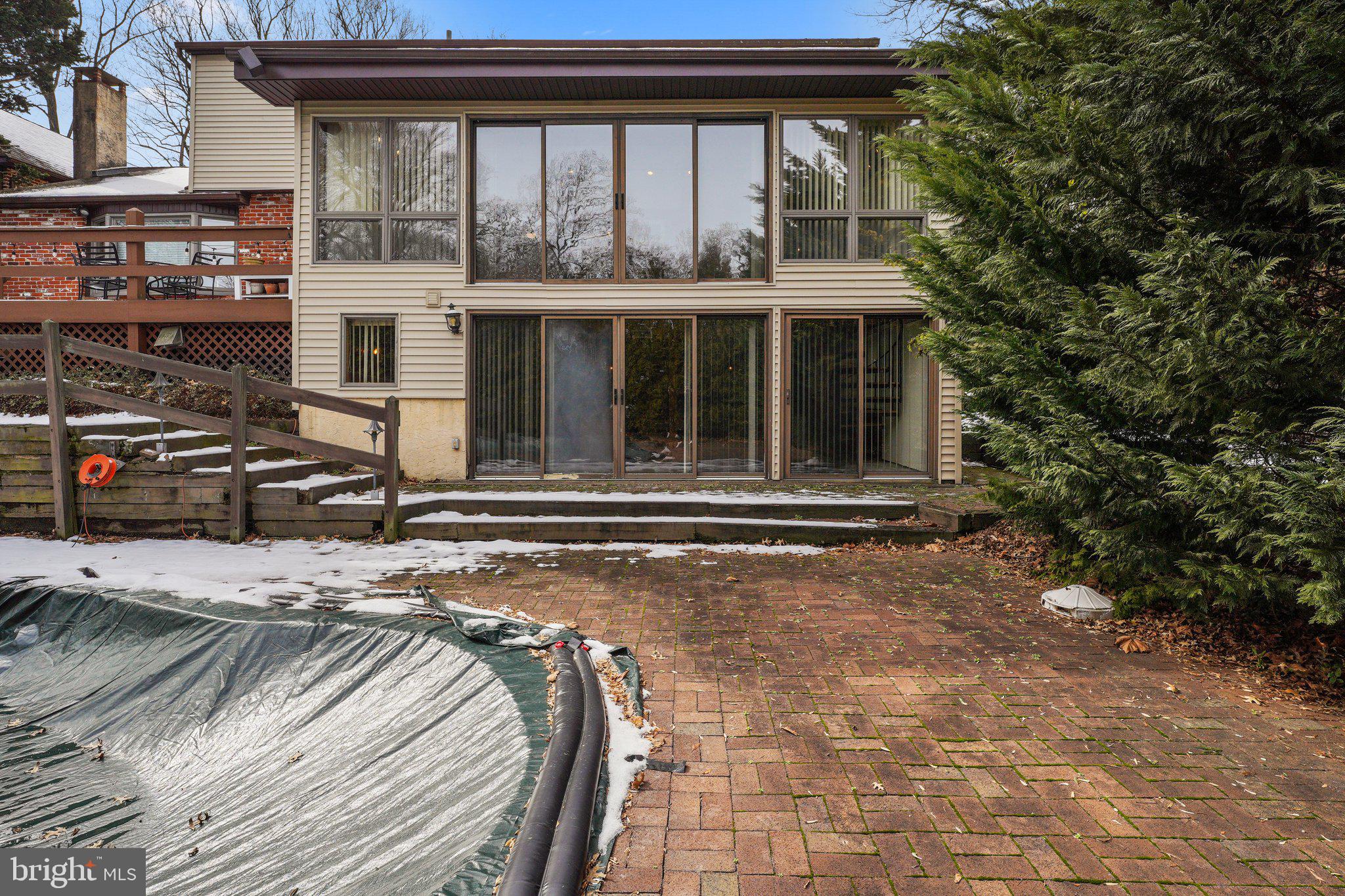 NESHAMINY WOODS - Residential
