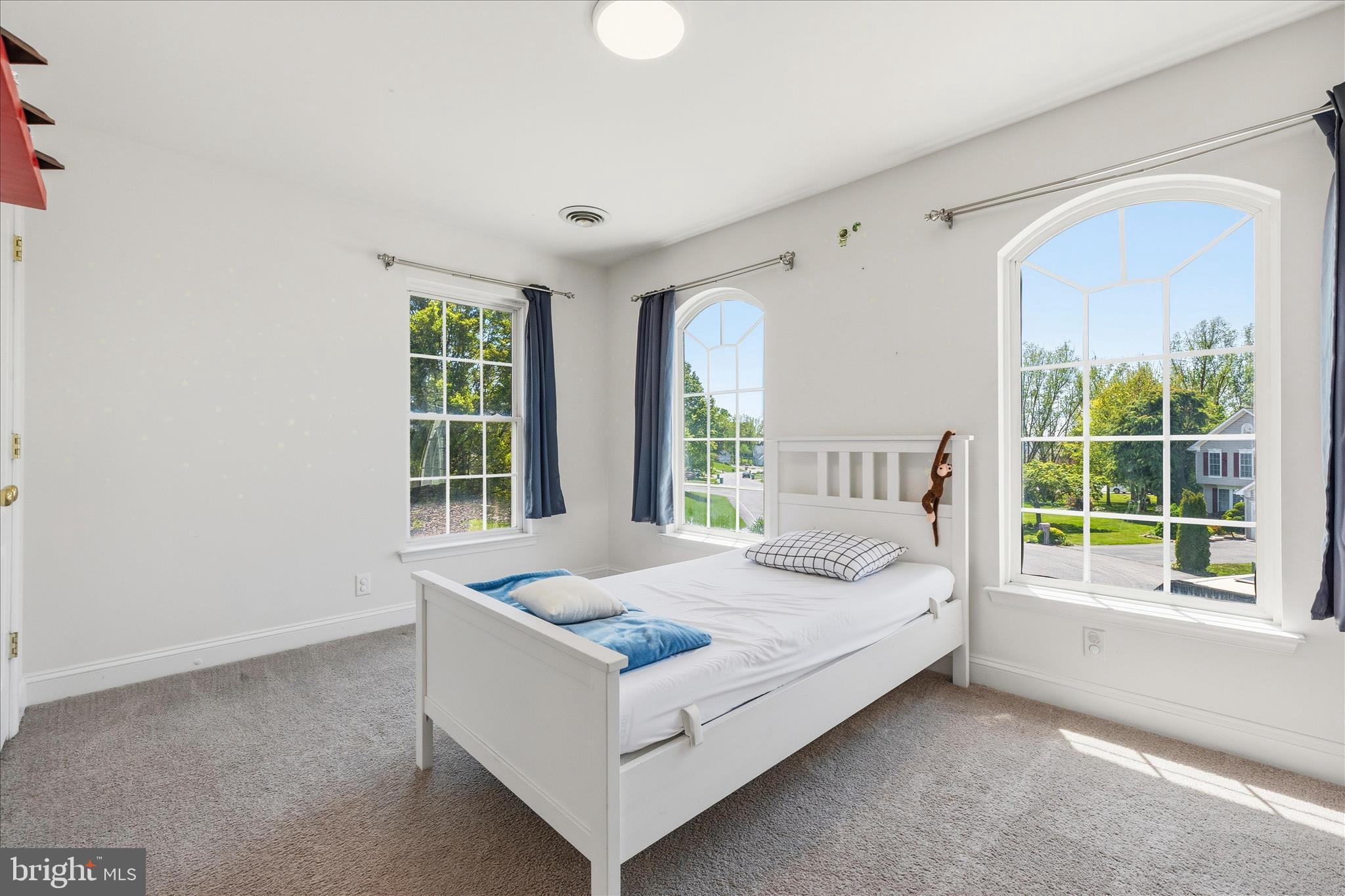 WOODBRIDGE - Residential
