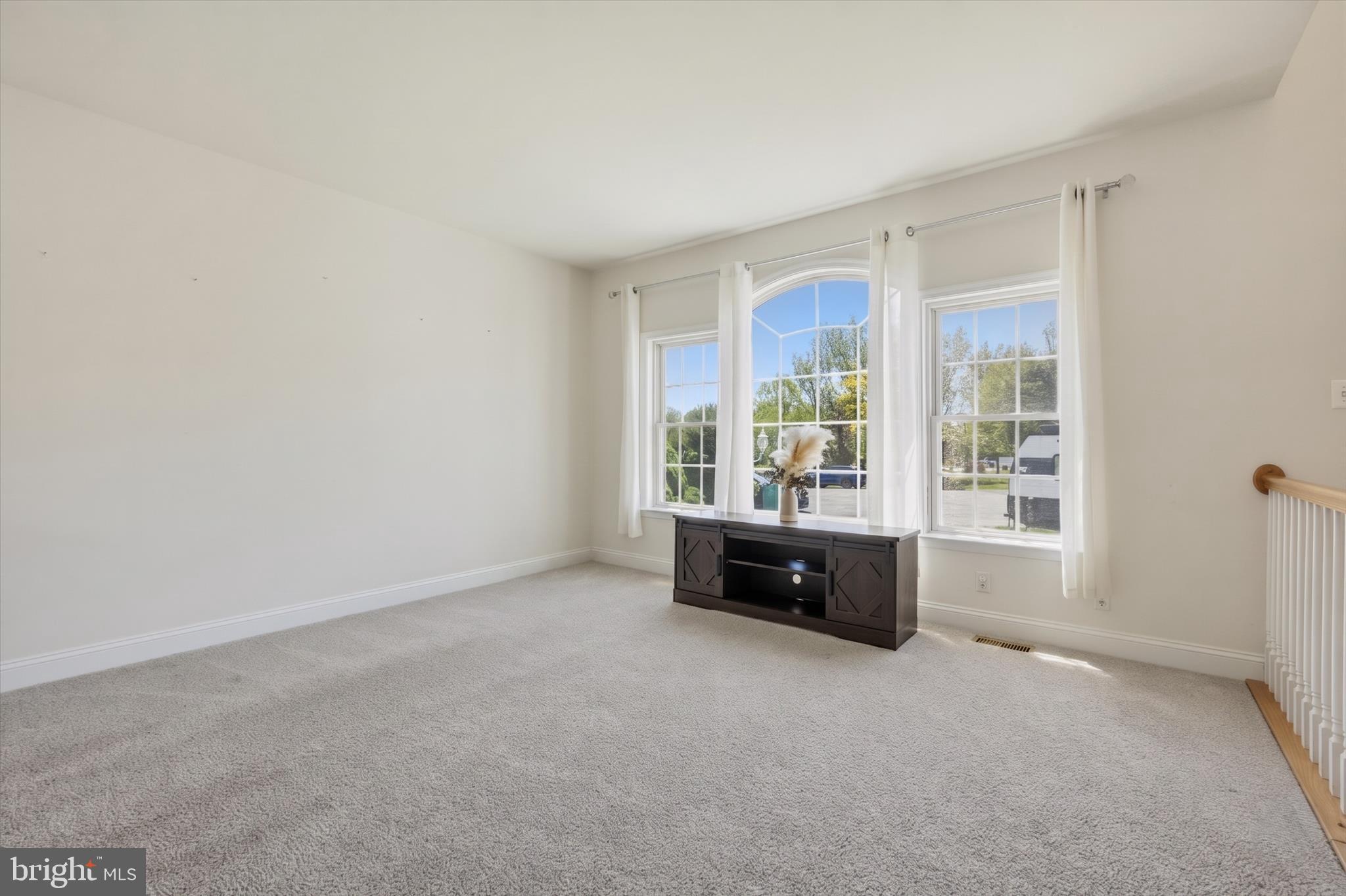 WOODBRIDGE - Residential