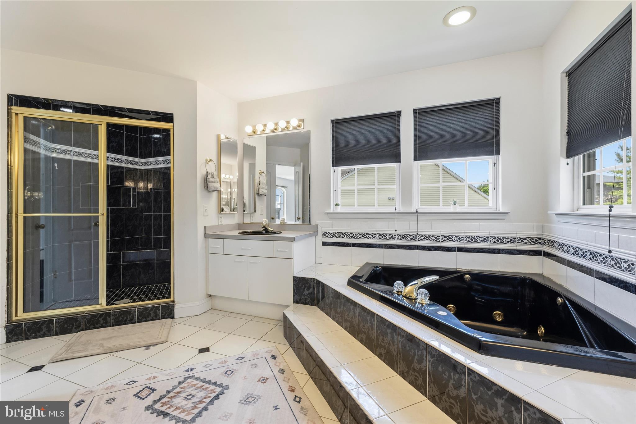 WOODBRIDGE - Residential
