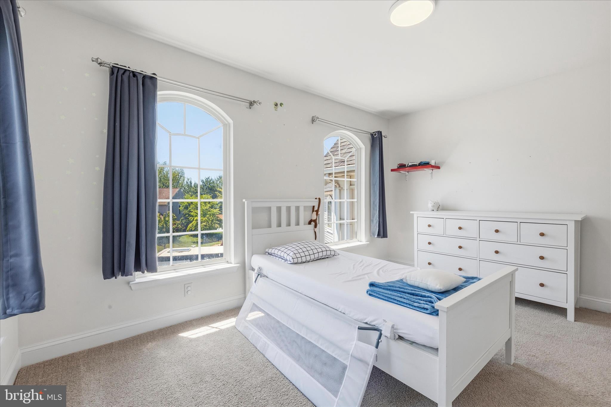 WOODBRIDGE - Residential