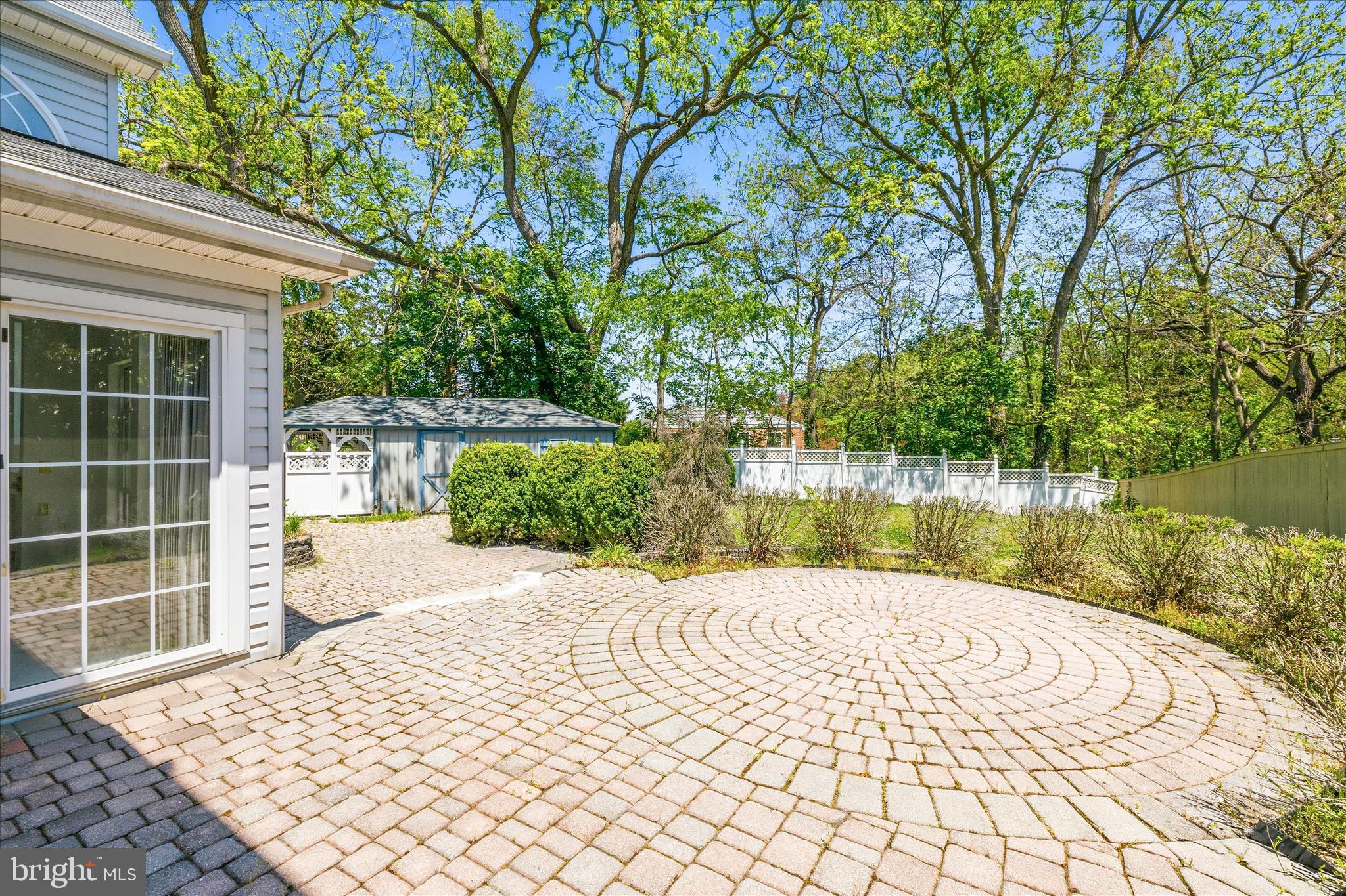 WOODBRIDGE - Residential