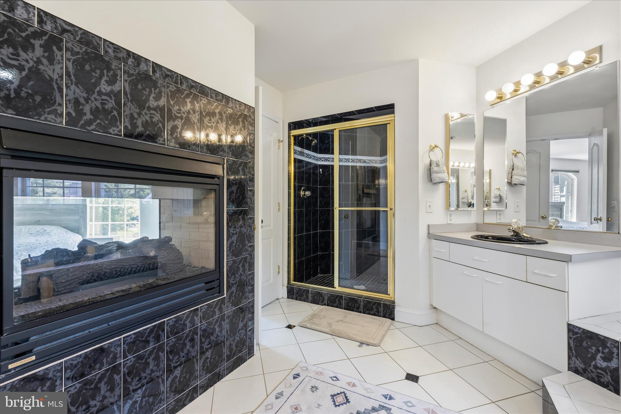 WOODBRIDGE - Residential