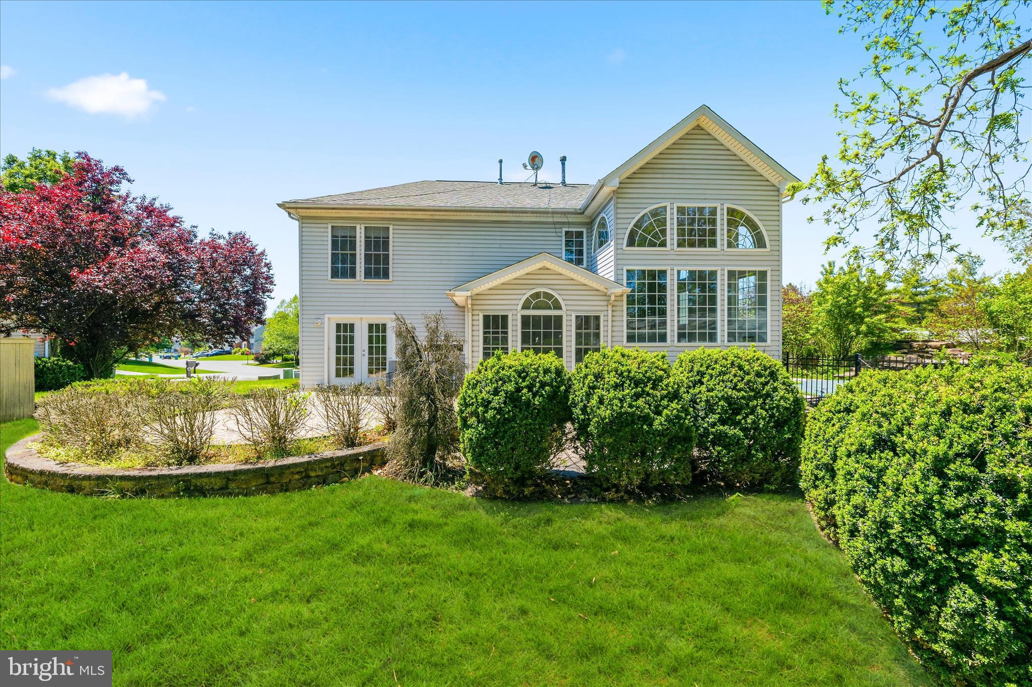 WOODBRIDGE - Residential