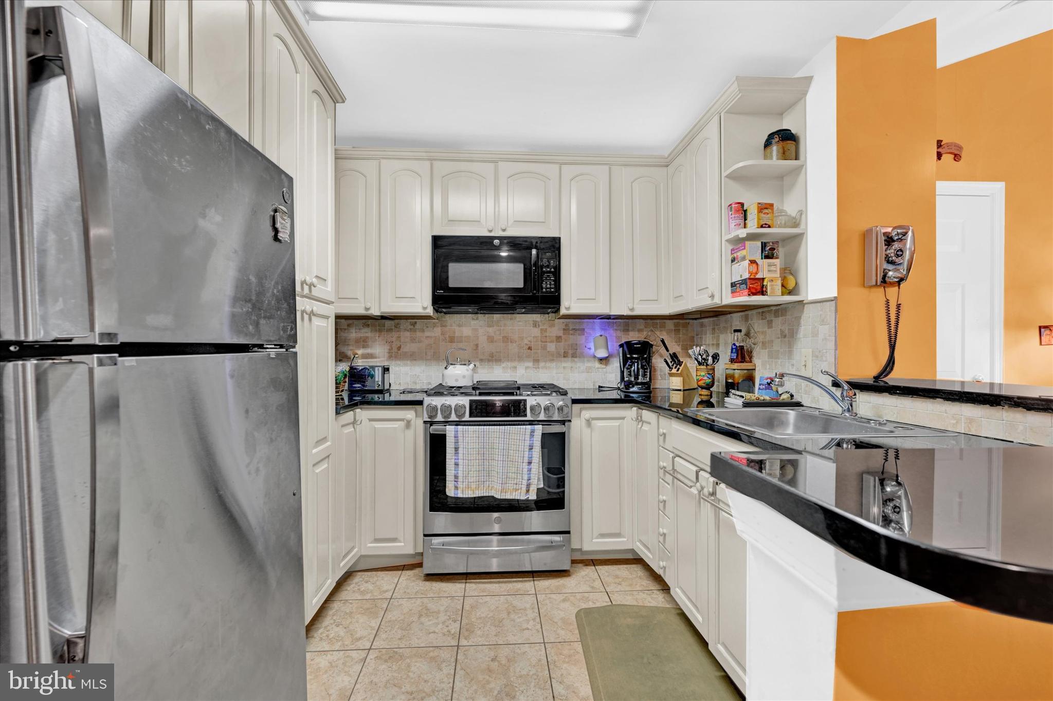 BRISTOL GREEN - Residential