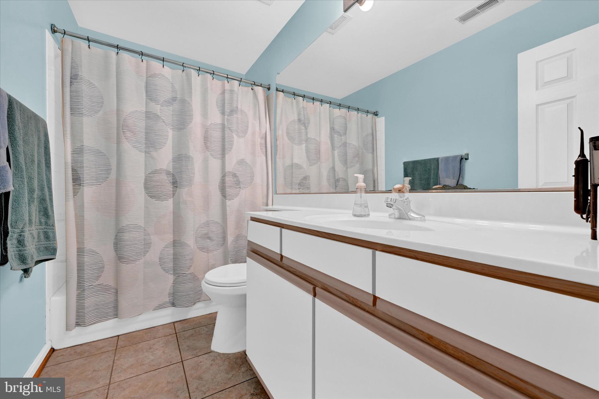 BRISTOL GREEN - Residential